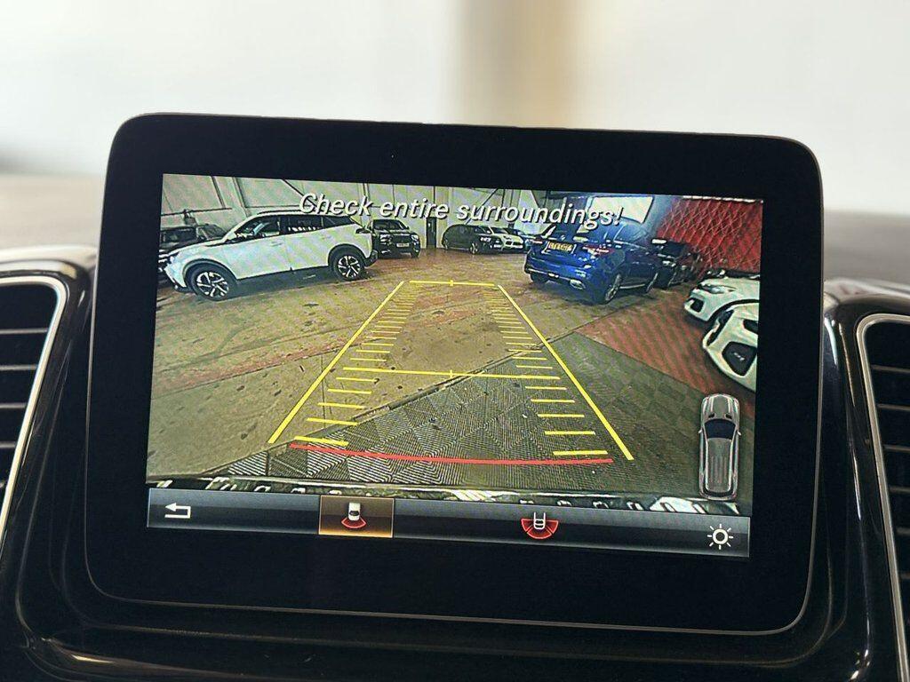 Mercedes-Benz Gle view 48