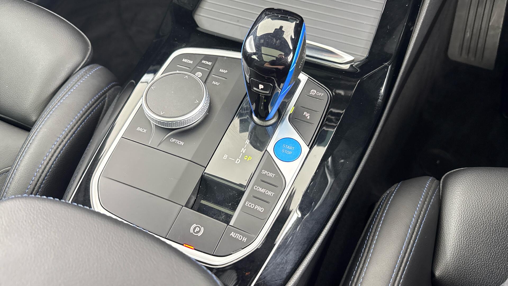BMW Ix3 view 43