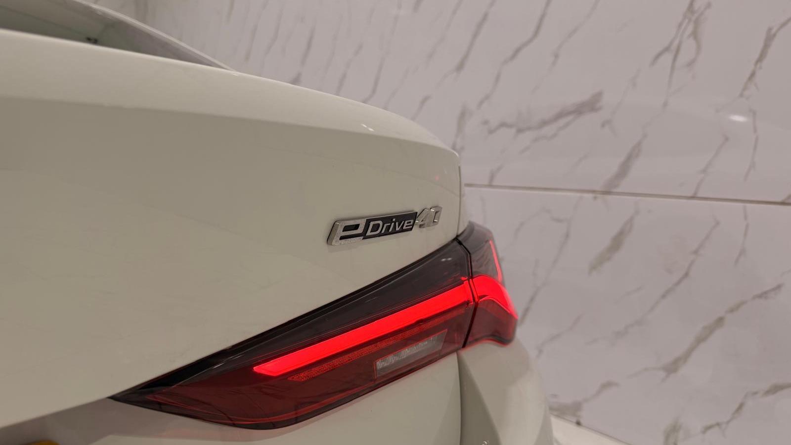 BMW I4 view 46