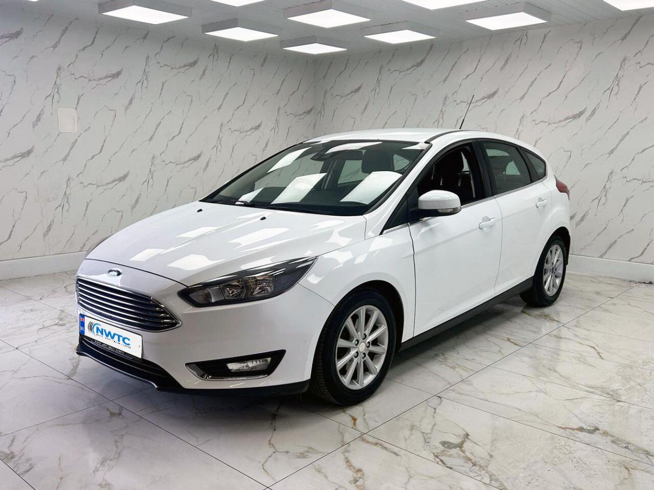 Ford Focus view 7