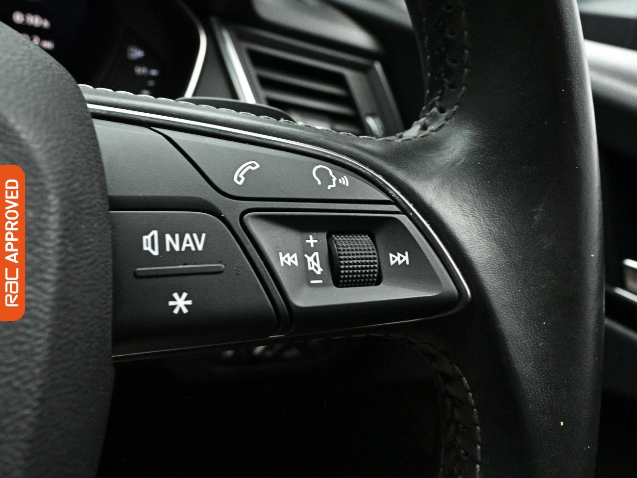 Audi SQ5 view 23
