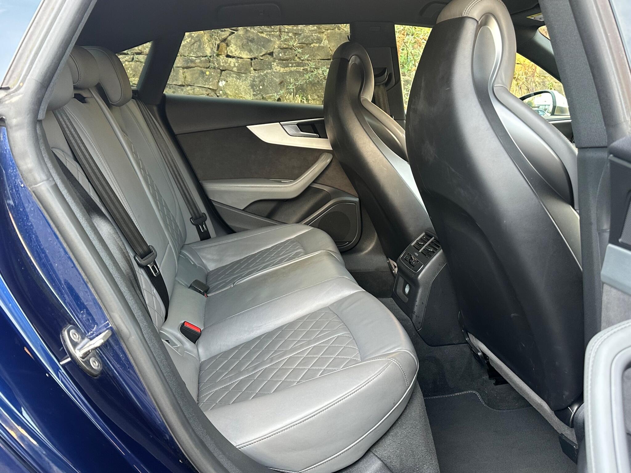 Audi S5 view 15