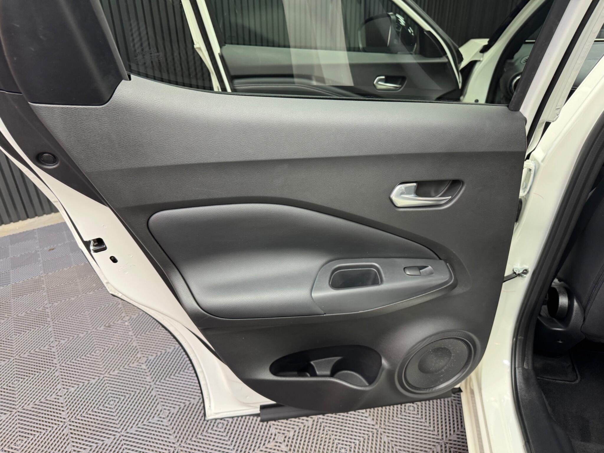 Nissan Juke view 34