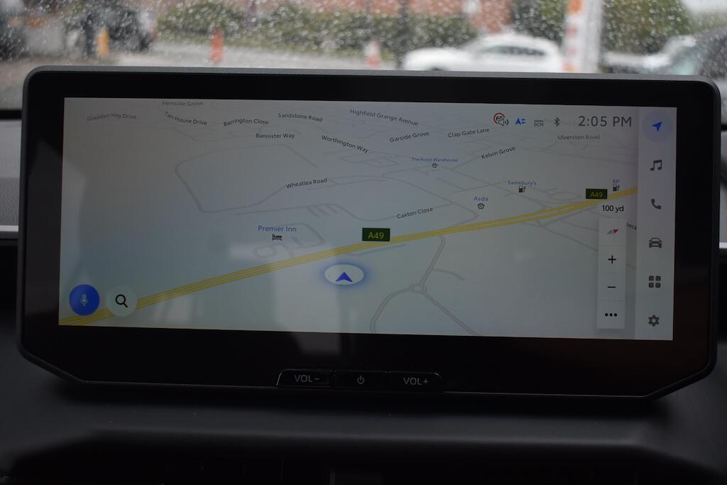 Toyota Hilux view 16