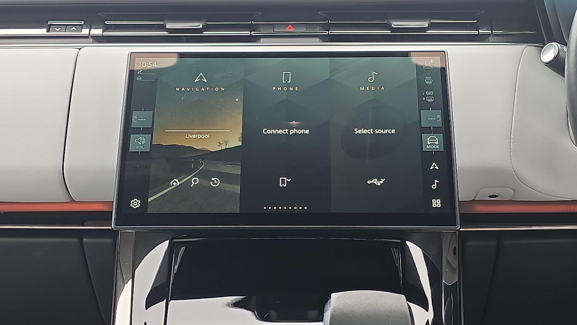 Land Rover Range Rover Sport view 14
