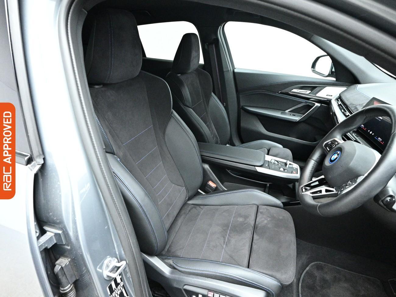 BMW Ix2 view 13