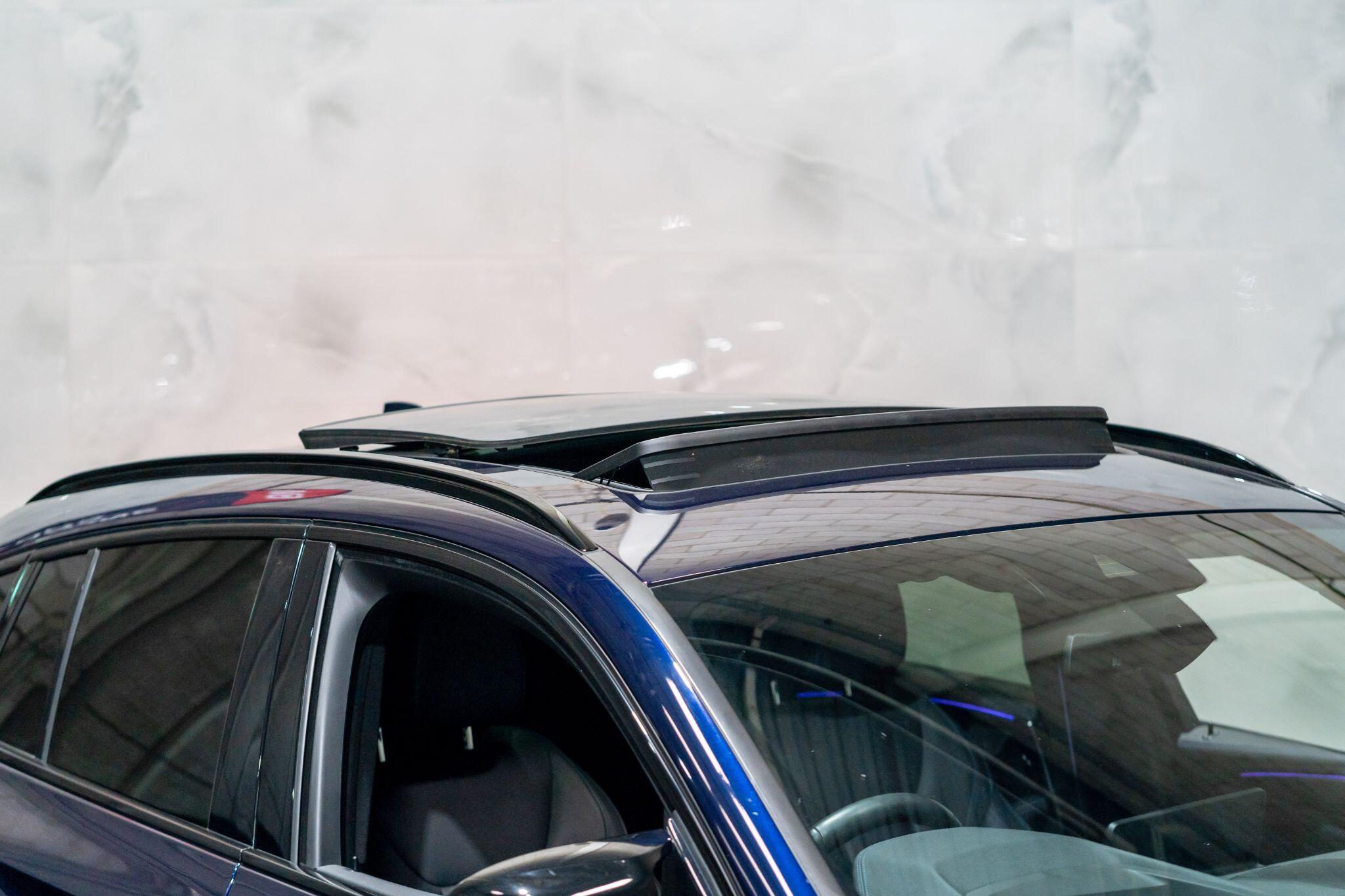BMW X4 view 2