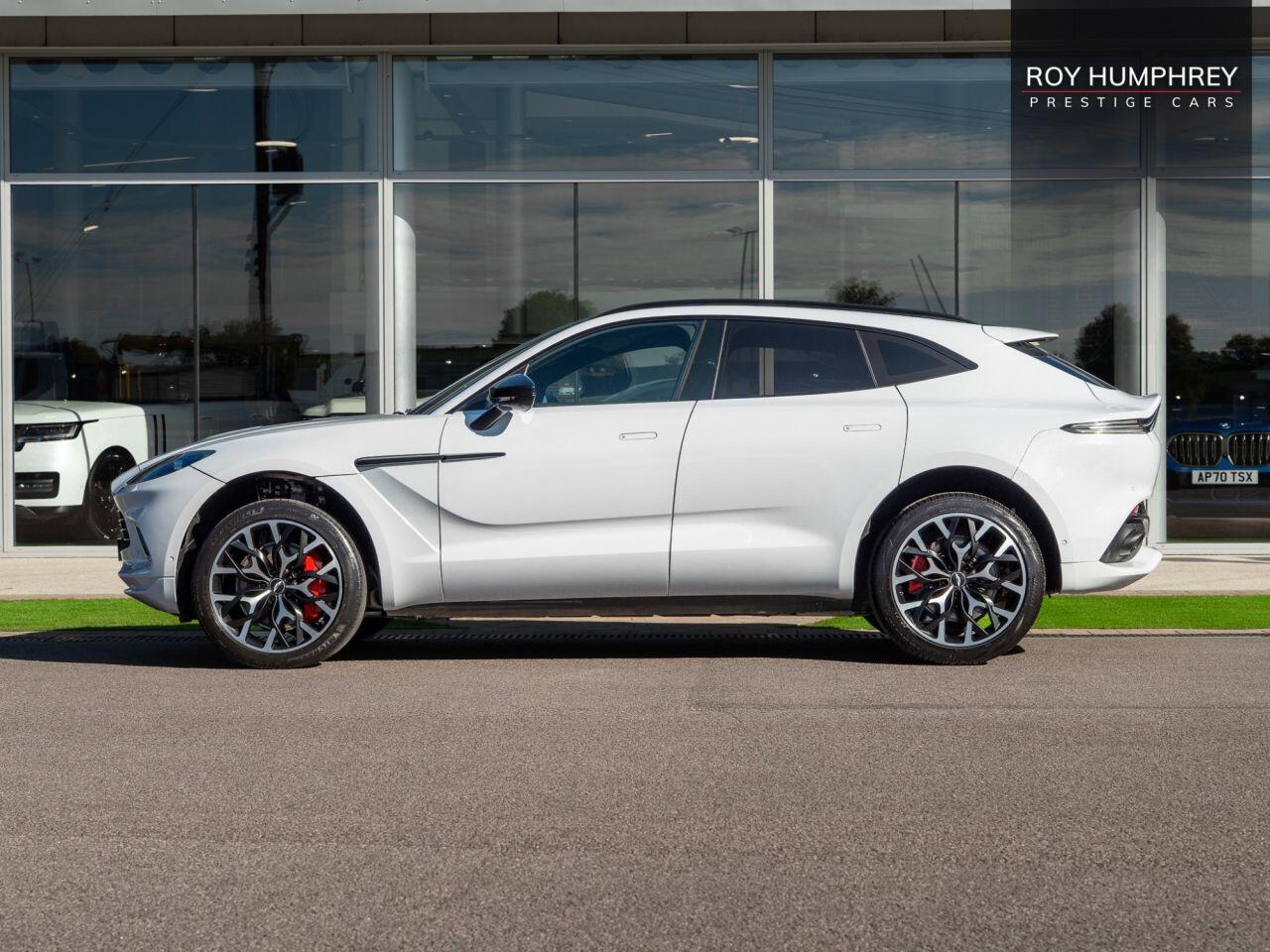 Aston Martin DBX view 5
