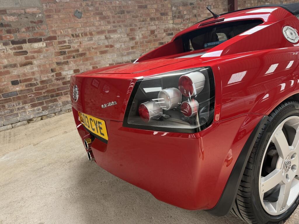 Vauxhall VX220 view 22