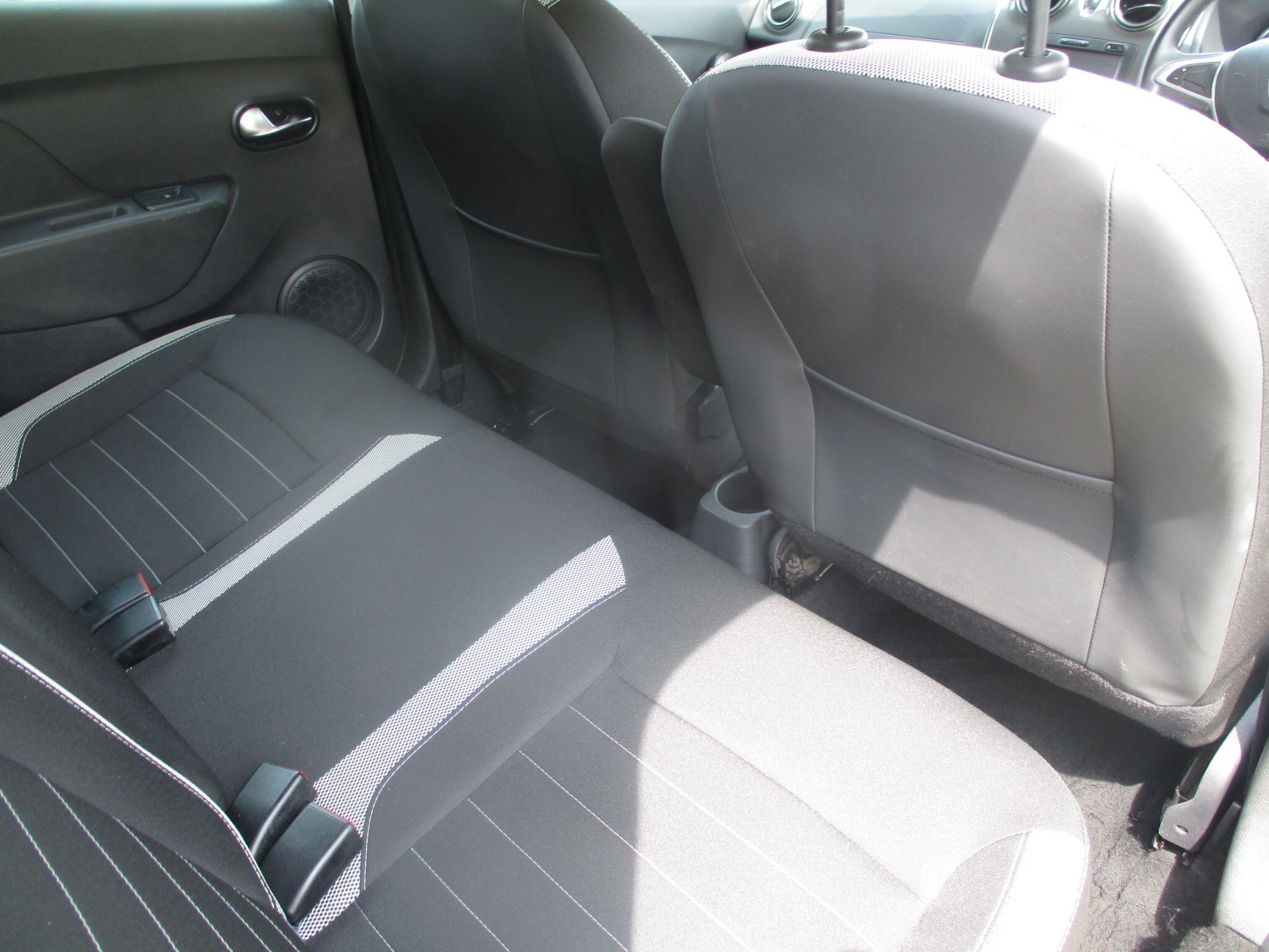 Dacia Logan MCV Stepway view 27