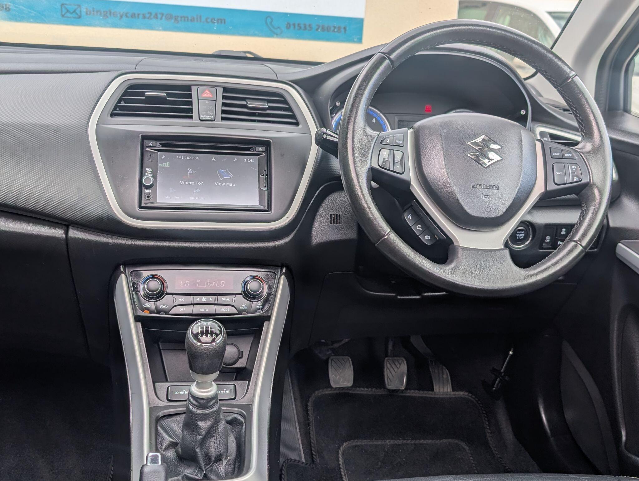 Suzuki SX4 S-Cross view 24