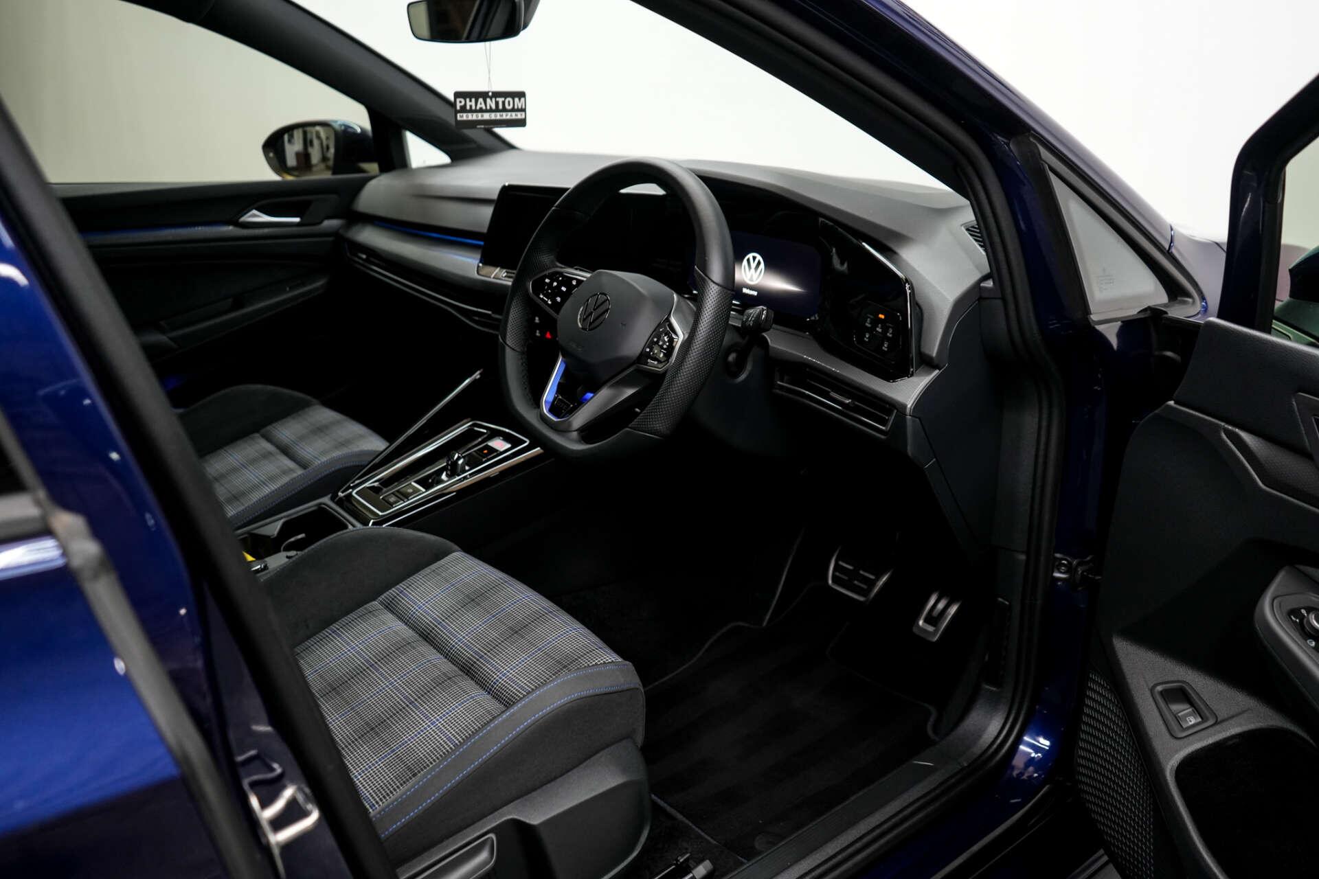Volkswagen Golf view 10