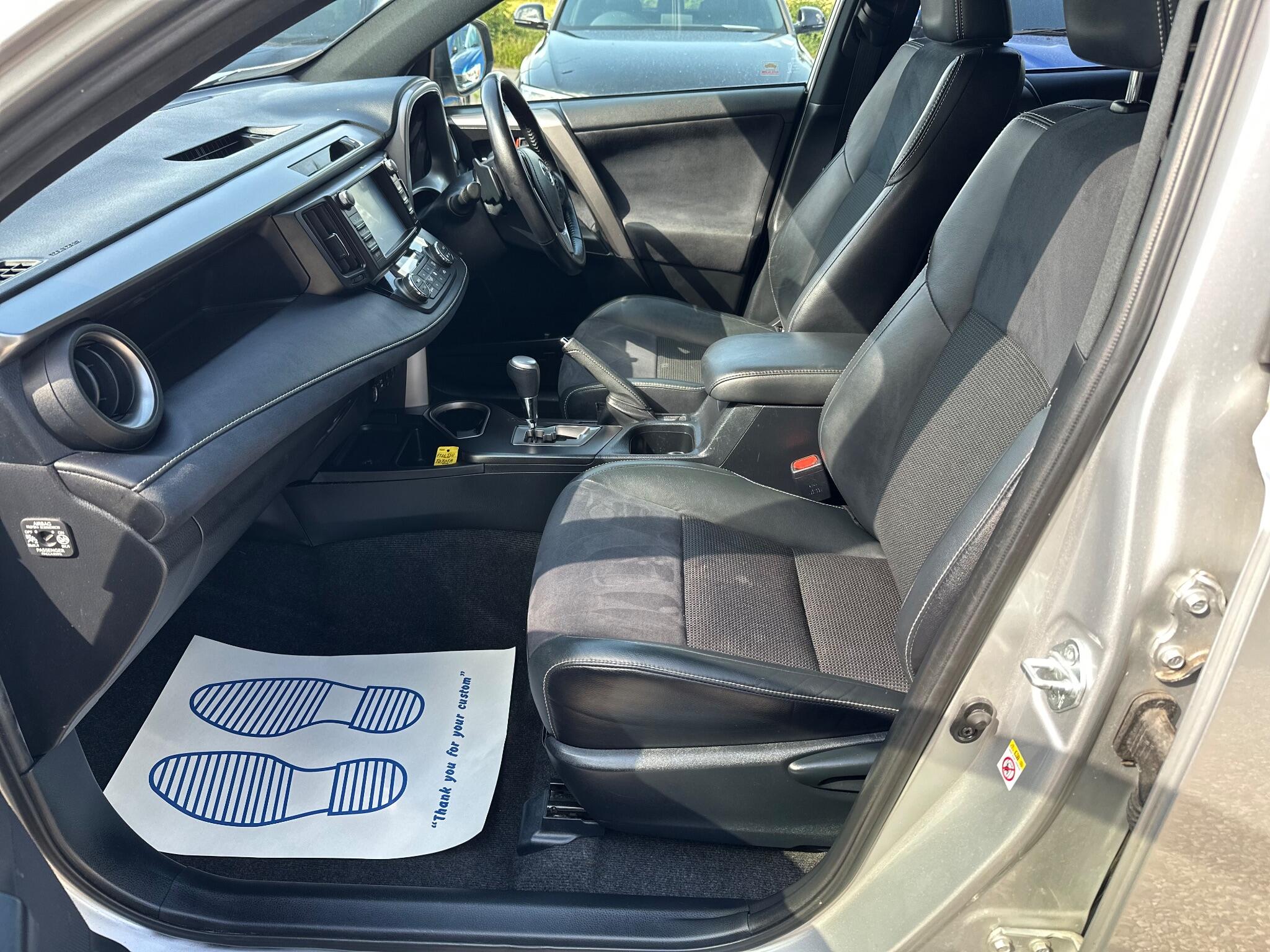 Toyota Rav4 view 50