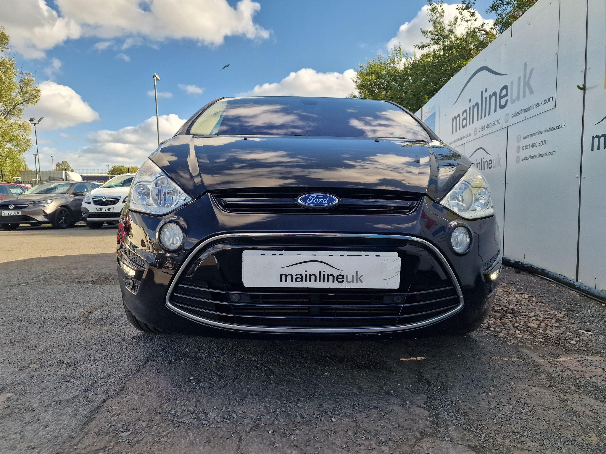 Ford S-Max view 10