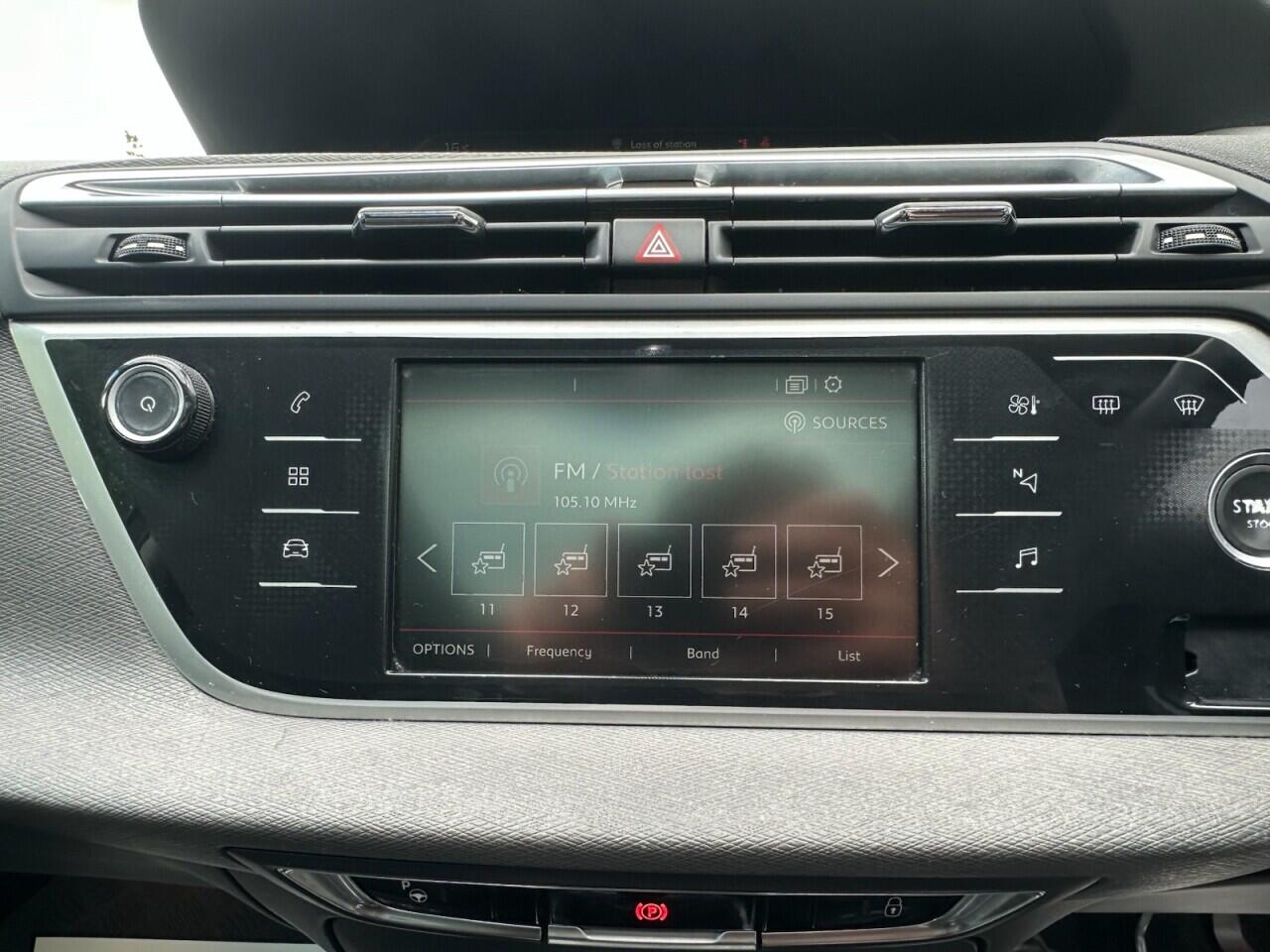 Citroen C4 Picasso view 28