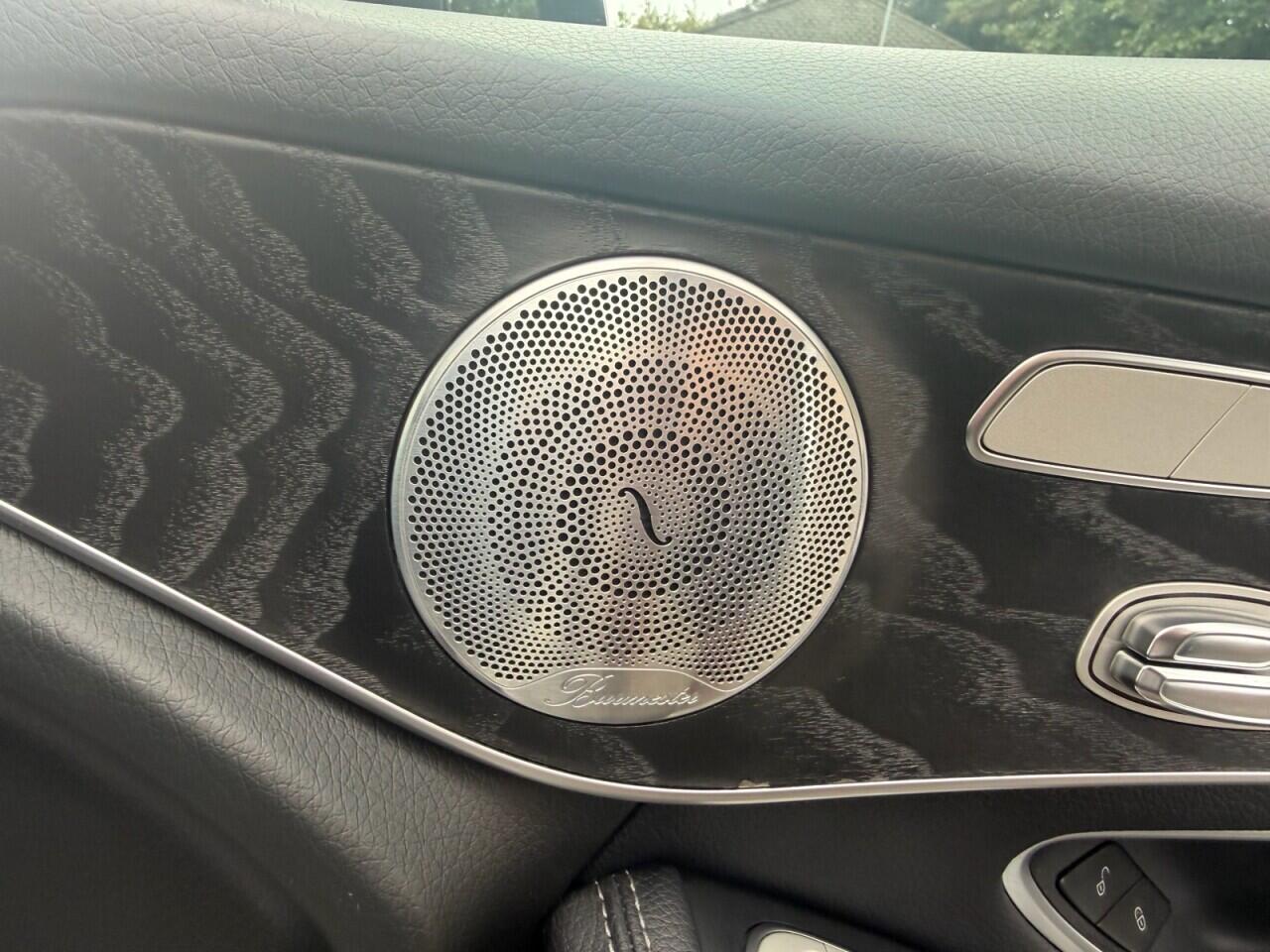 Mercedes-Benz GLC view 8