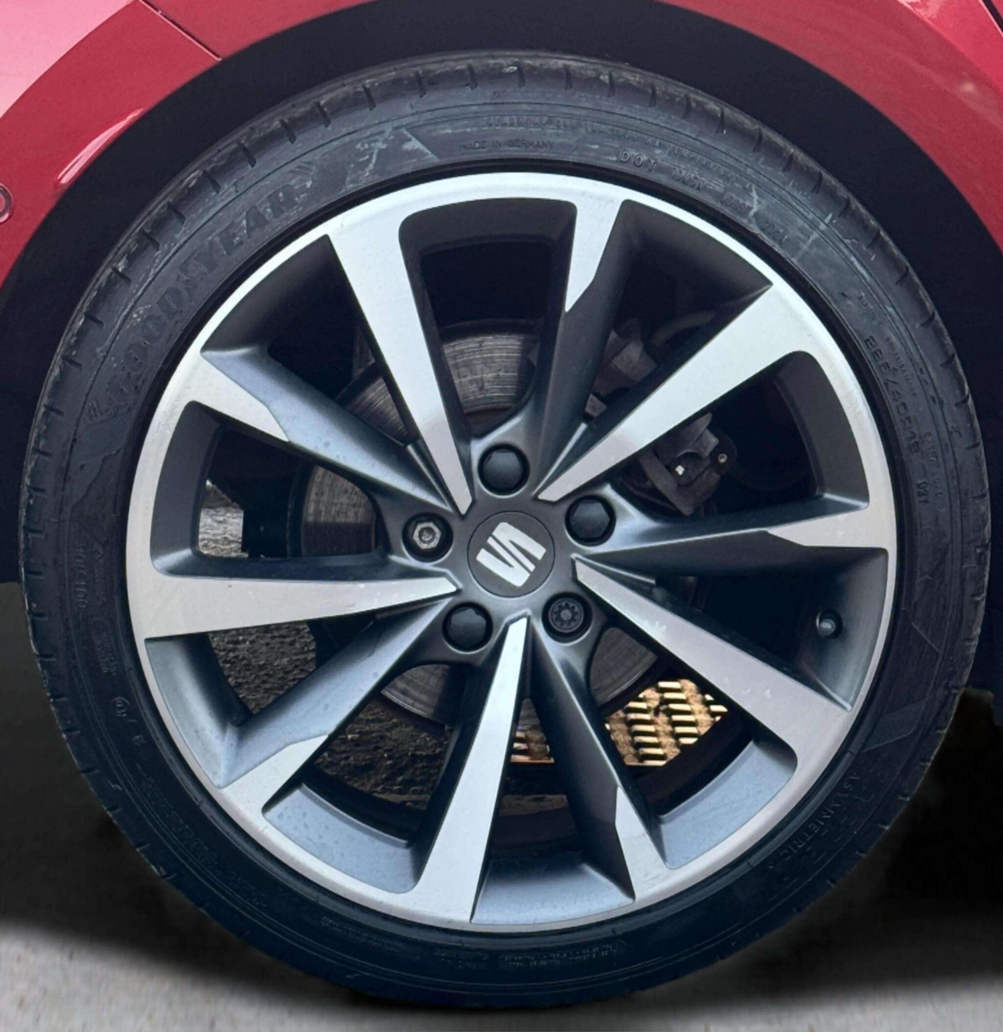 Seat Leon Leon view 75