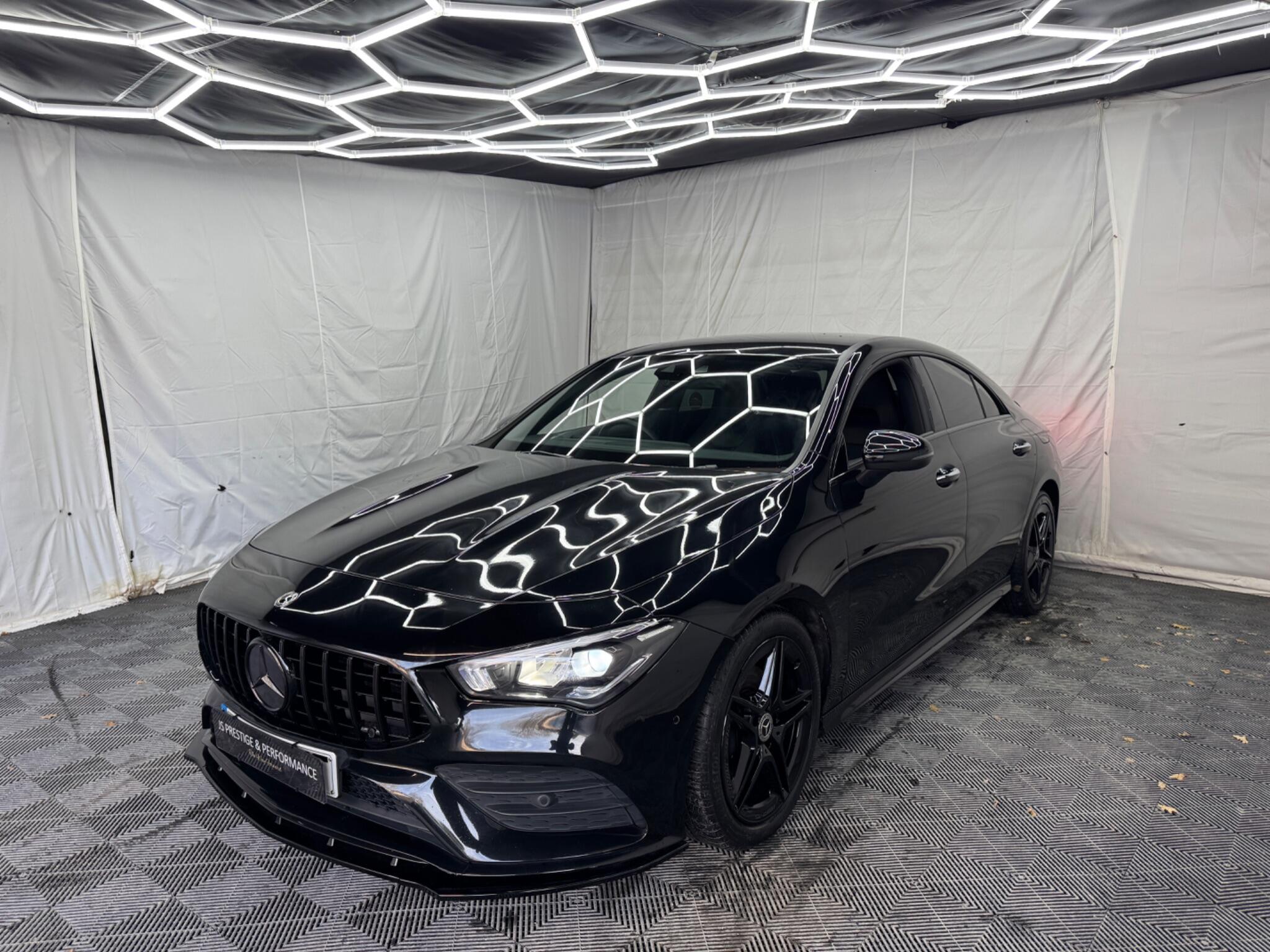 Mercedes-Benz Cla view 3