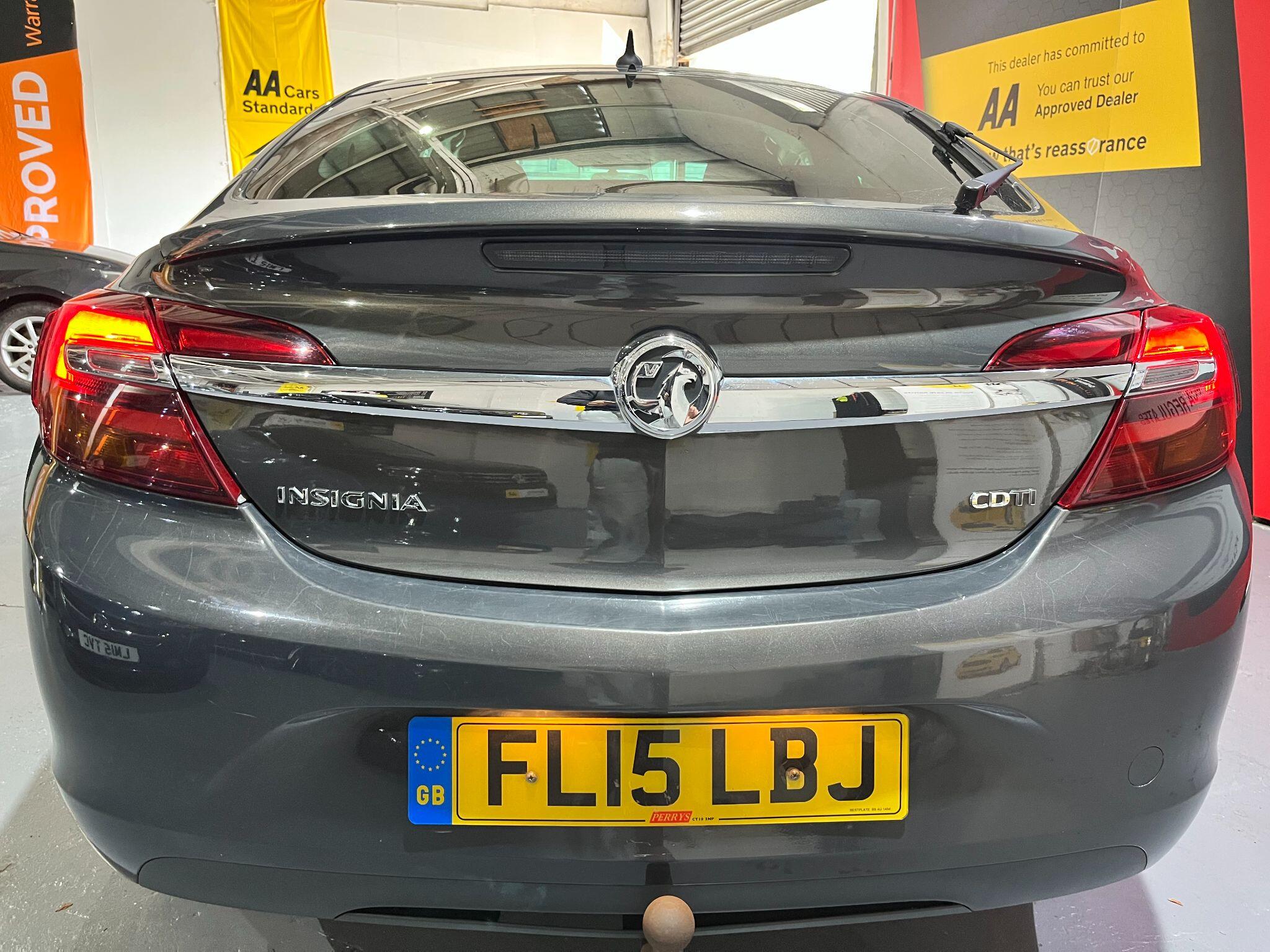 Vauxhall Insignia view 8