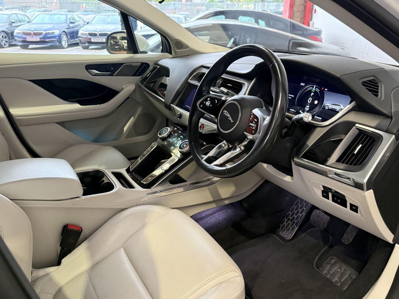 Jaguar I-Pace view 34