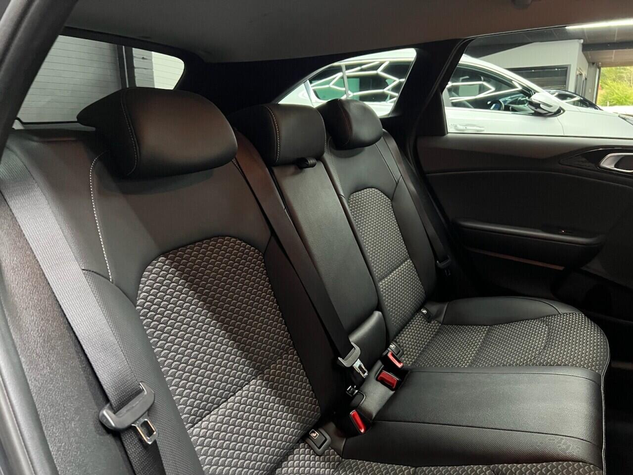 Kia Ceed view 42