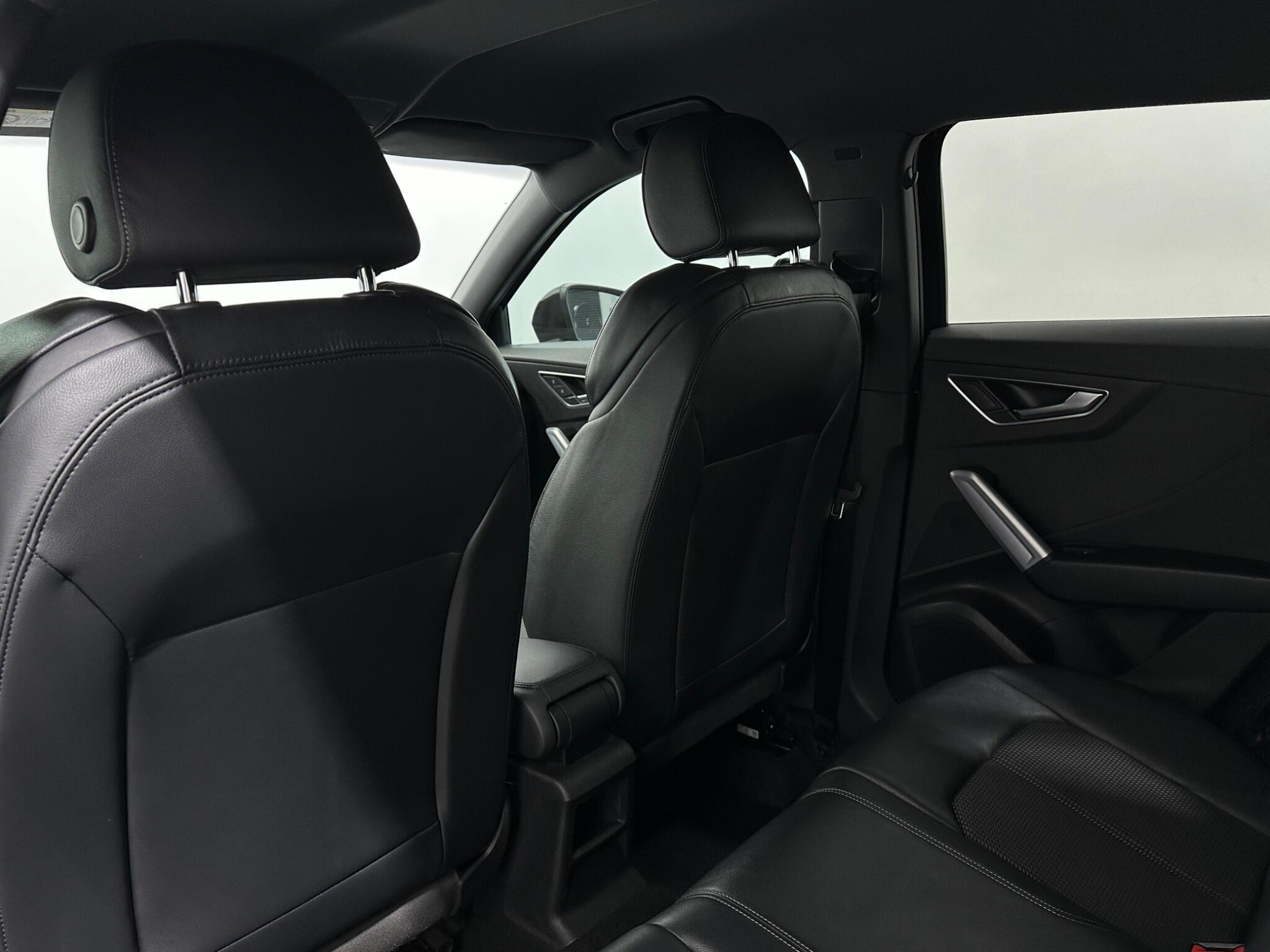 Audi Q2 view 38