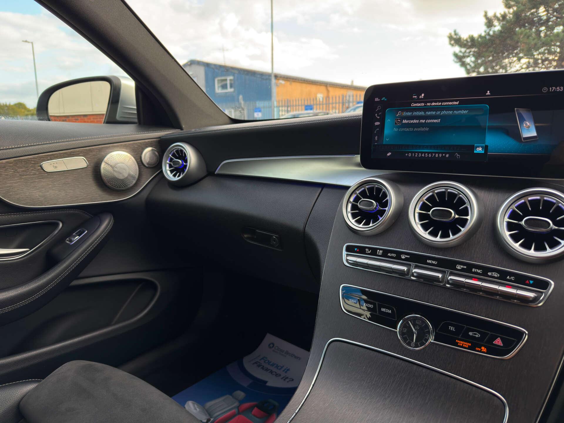 Mercedes-Benz C Class view 50