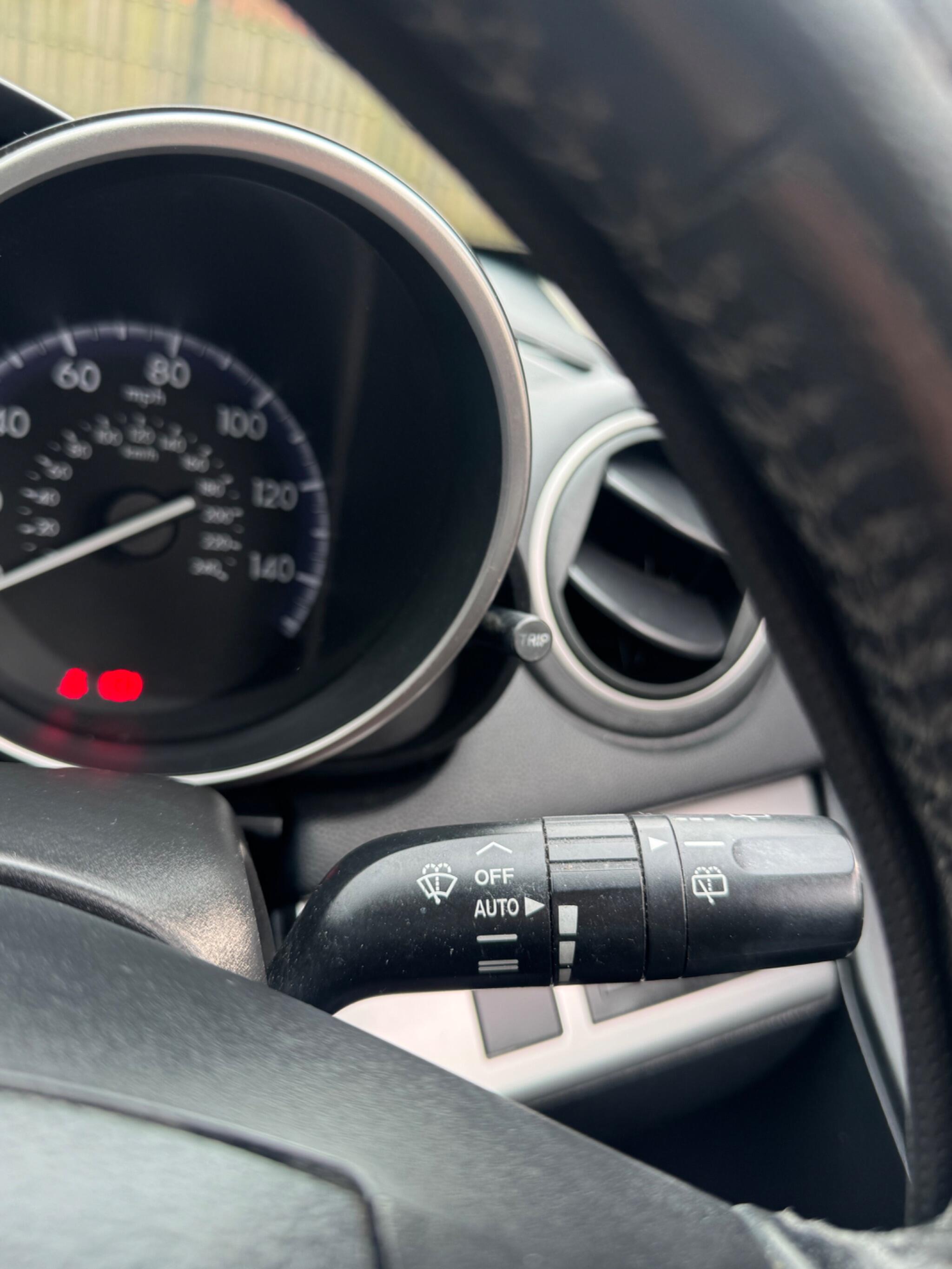 2013 Mazda Mazda3 1.6 Venture Euro 5 5dr image 10