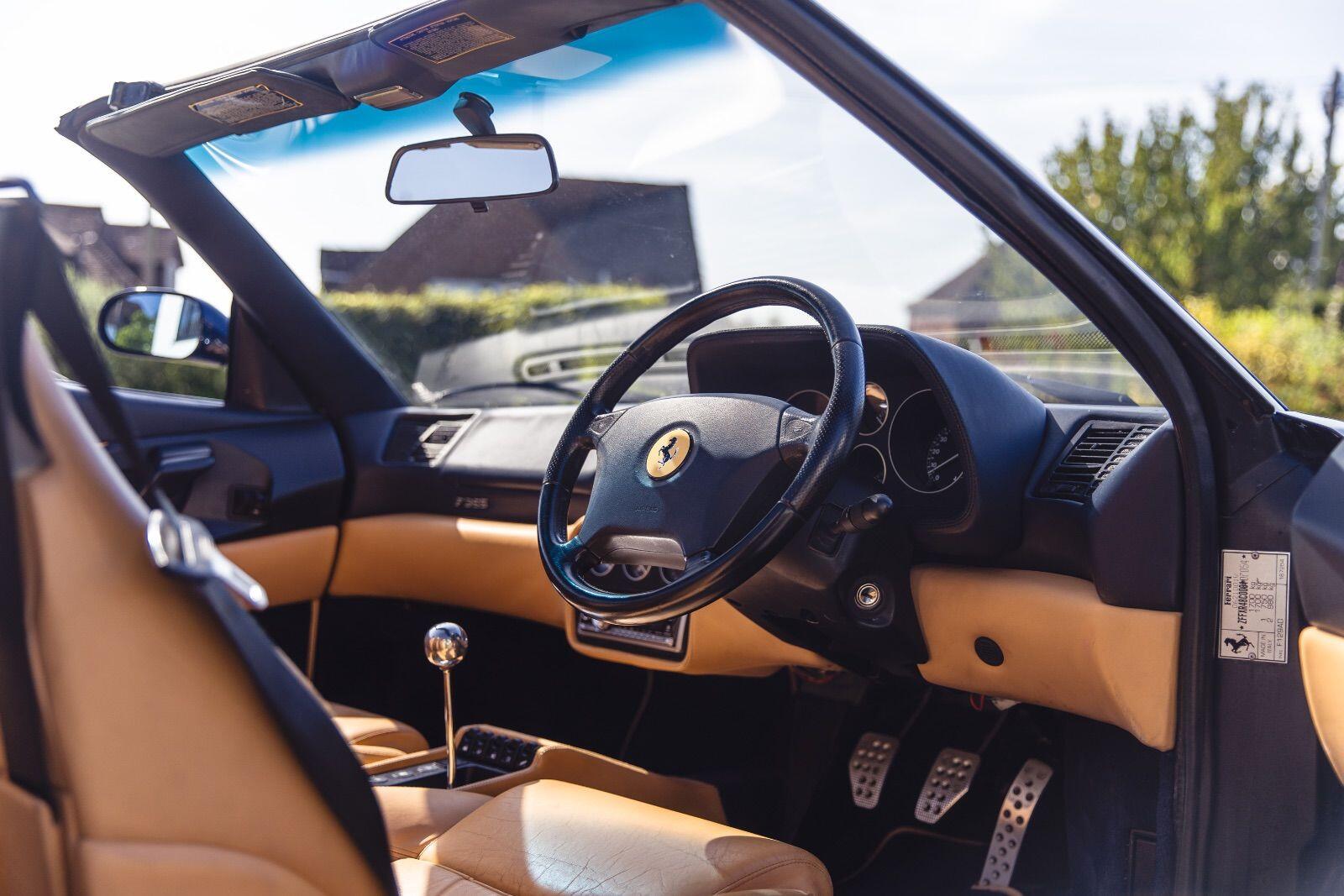 Ferrari F355 view 67