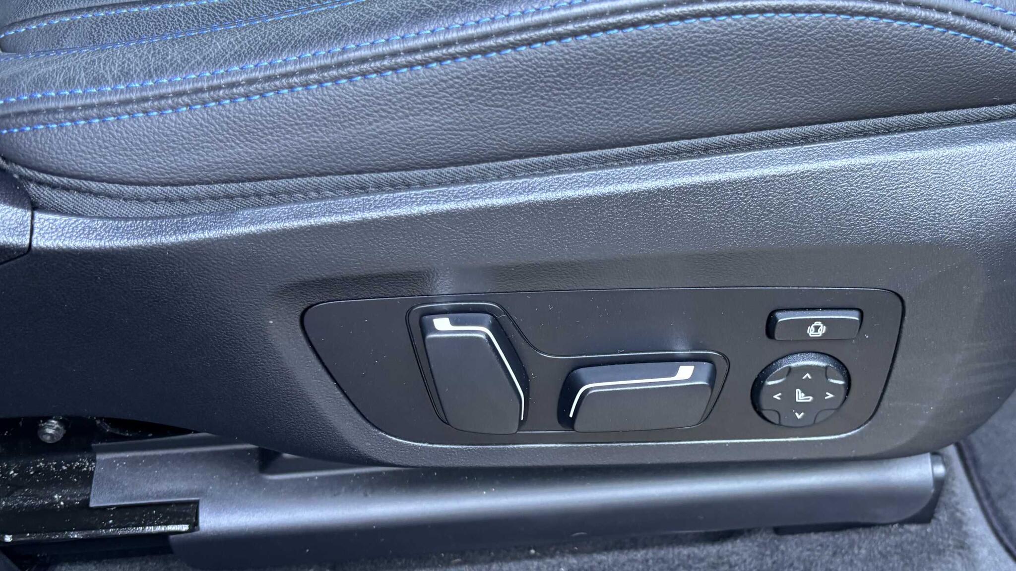 BMW iX3 view 33