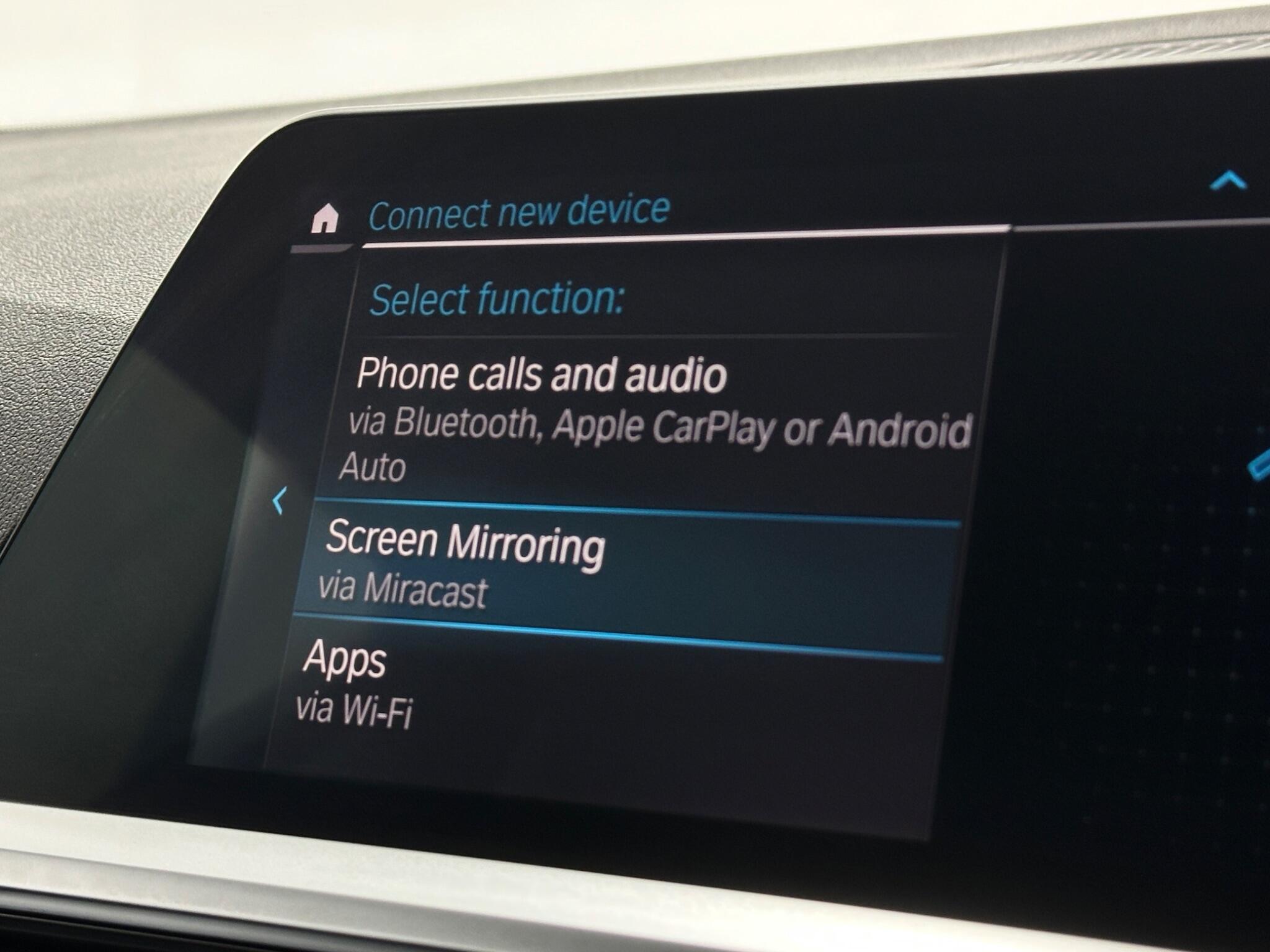BMW 3 Series view 26