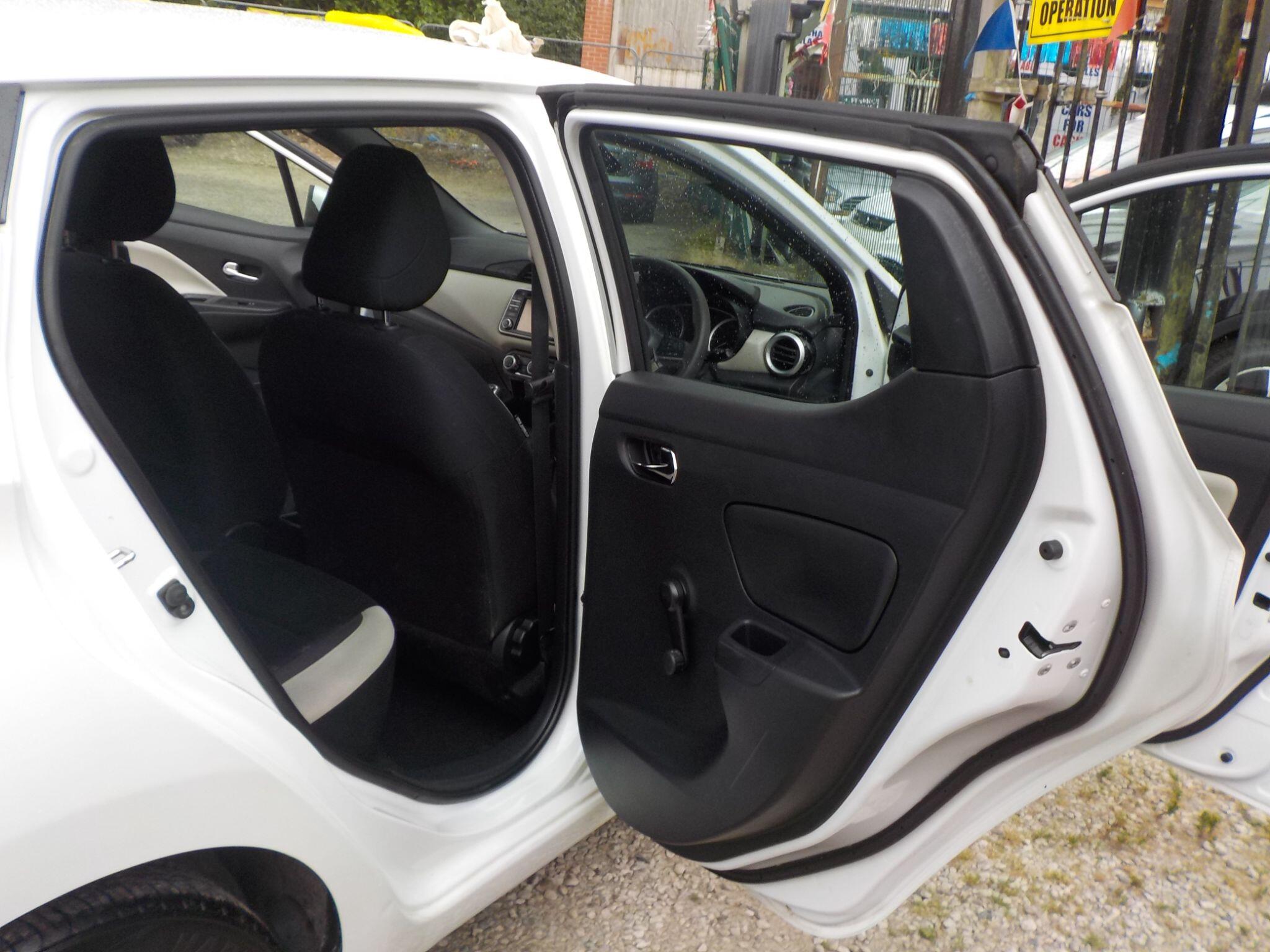 Nissan Micra 1.0 Acenta Euro 6 5dr