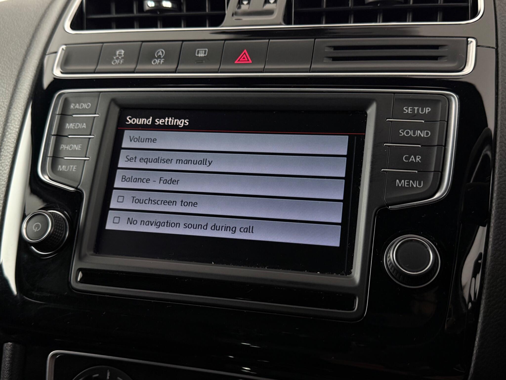 Volkswagen Polo view 16