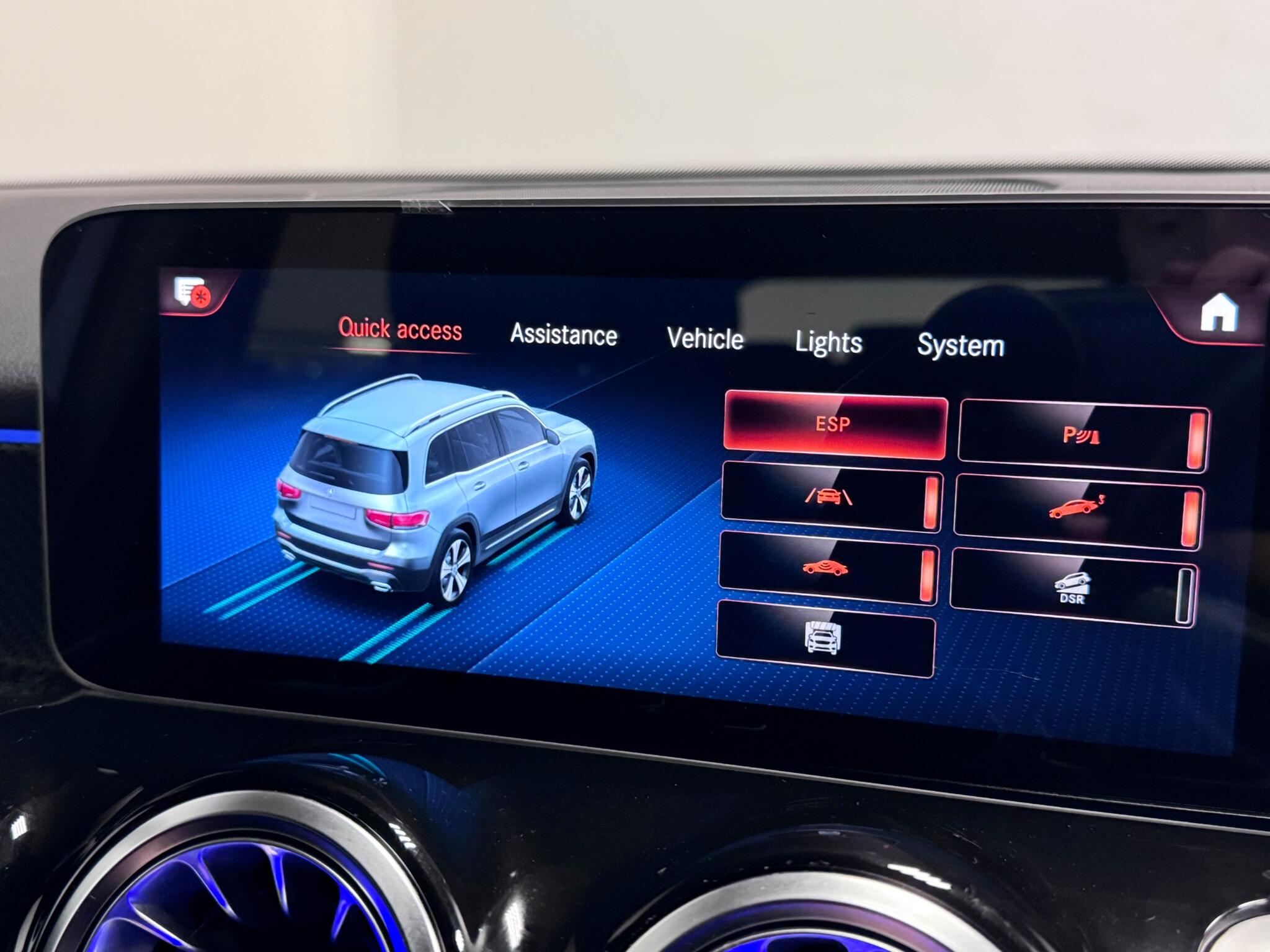 Mercedes-Benz GLB view 47