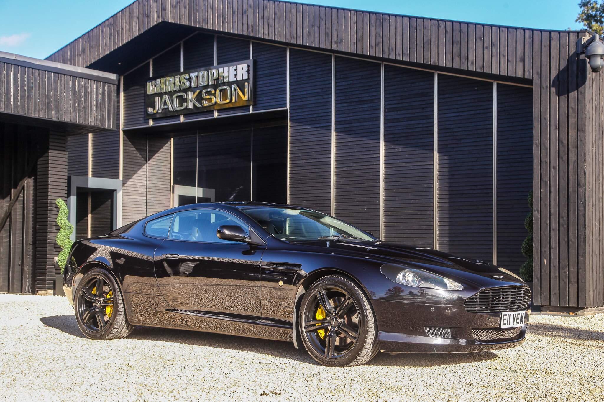 Aston Martin DB9