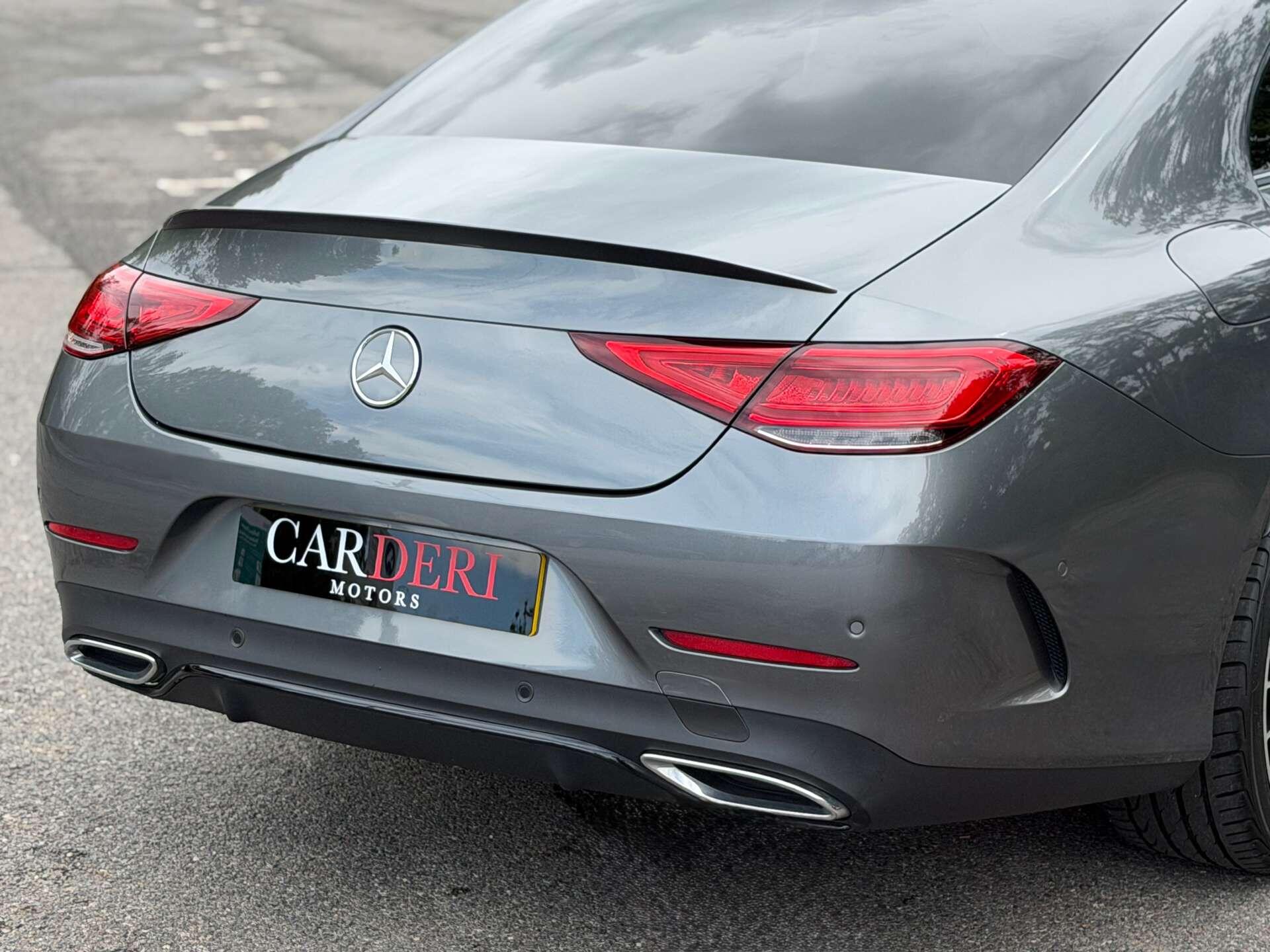 Mercedes-Benz CLS view 22