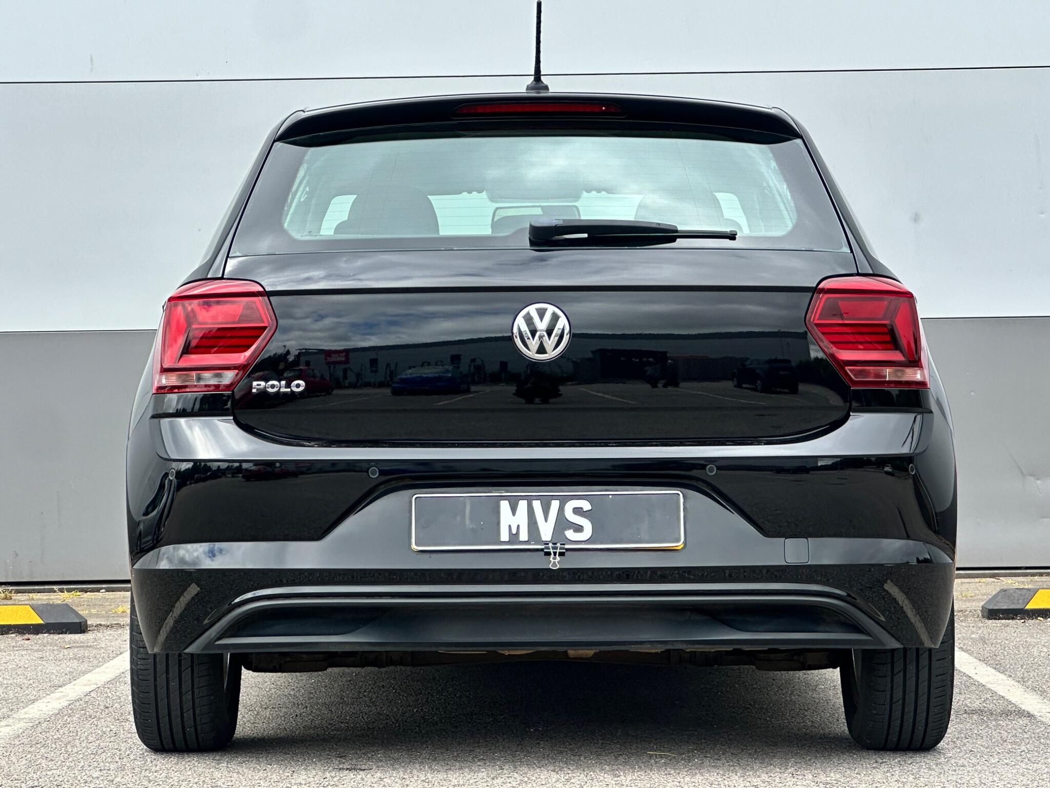 Volkswagen Polo view 12