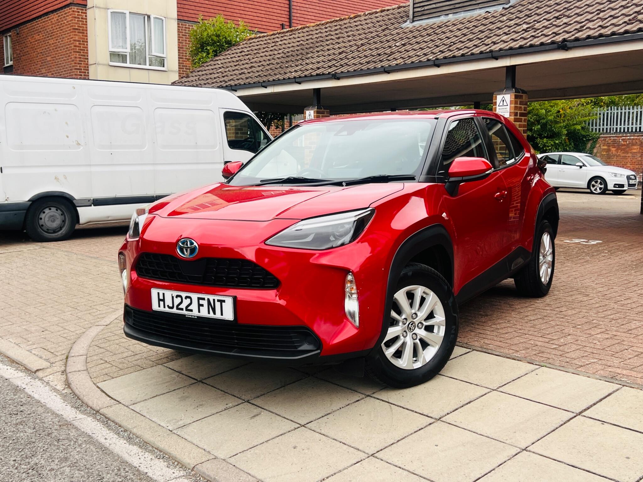 Toyota Yaris Cross view 13