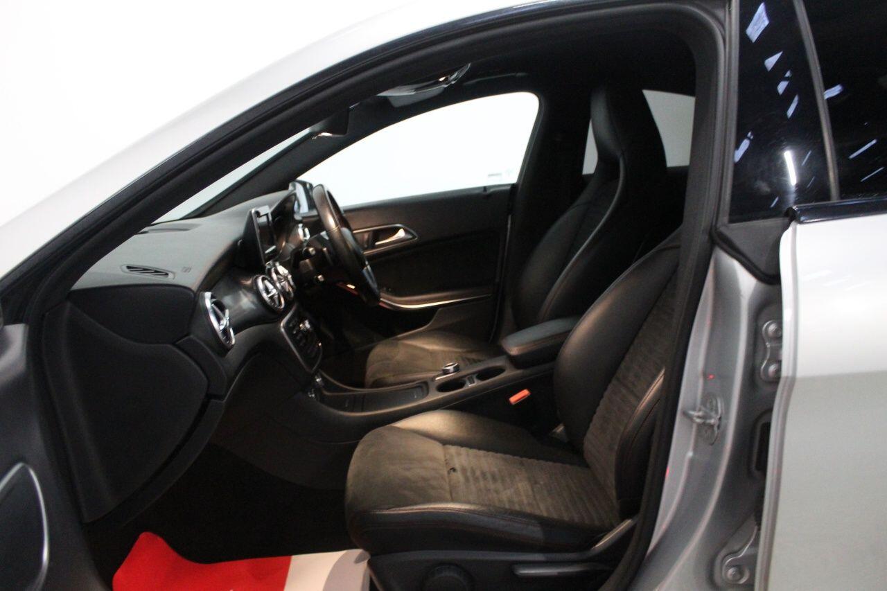 Mercedes-Benz CLA view 49