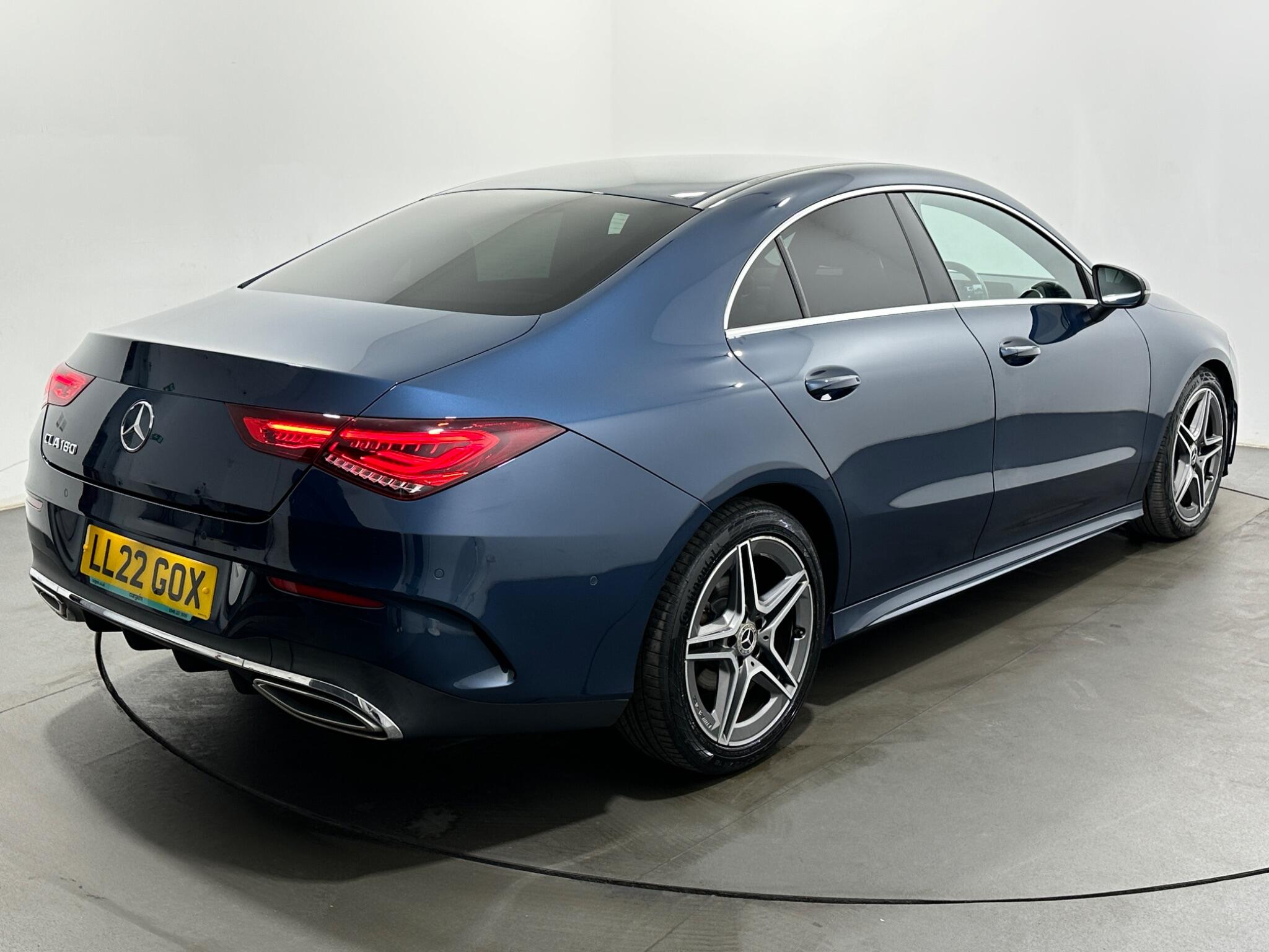 Mercedes-Benz Mercedes-Benz CLA view 53