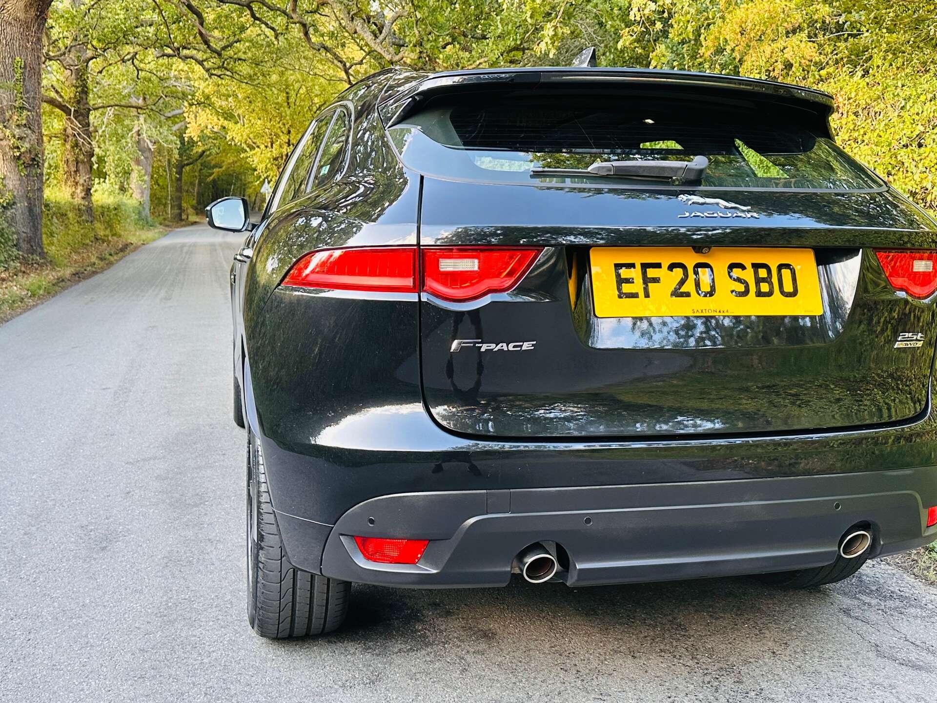 Jaguar F-Pace view 39