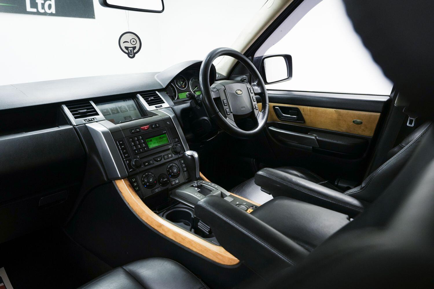 Land Rover Range Rover Sport view 31