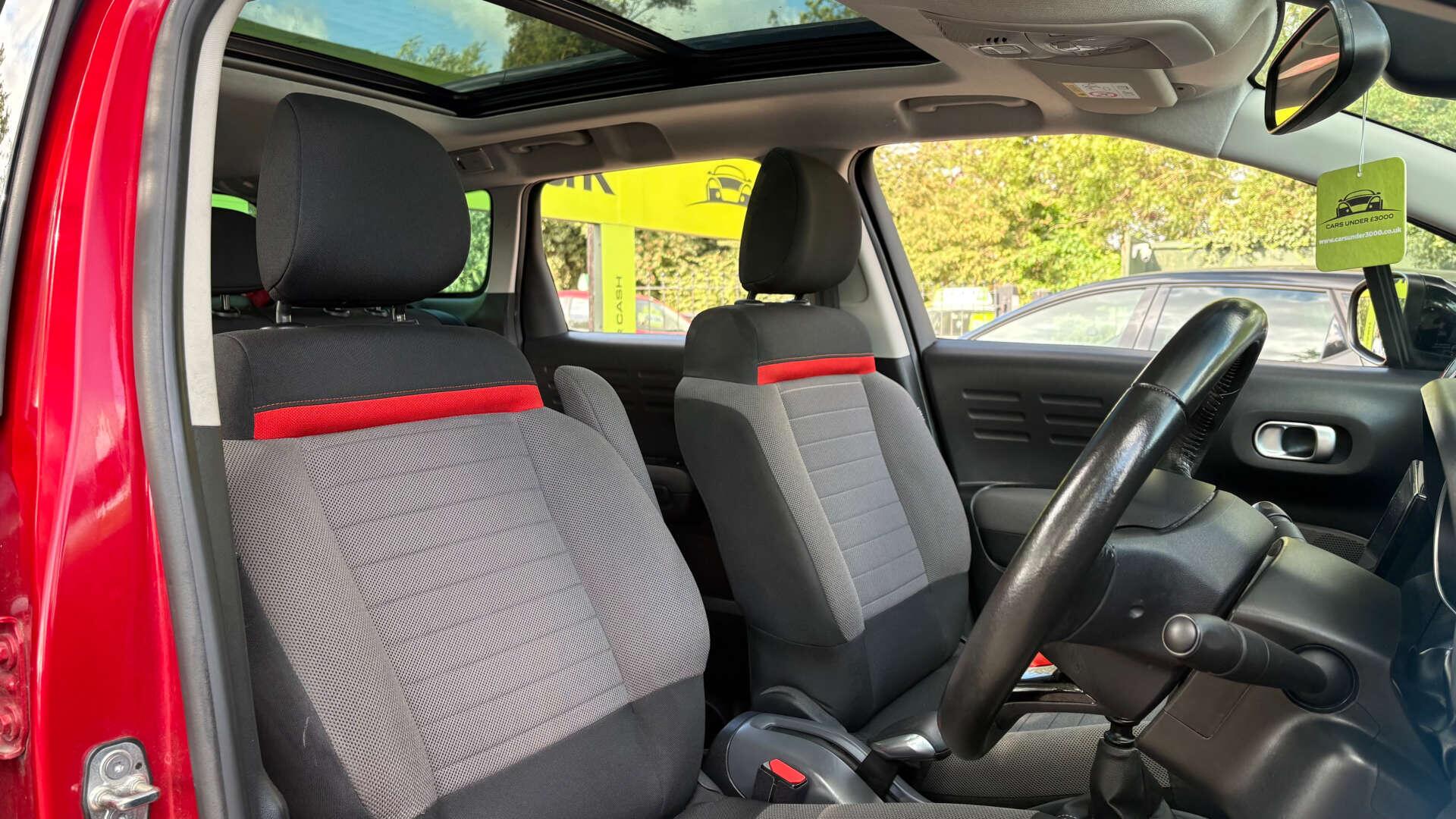 Citroen C3 Aircross view 8