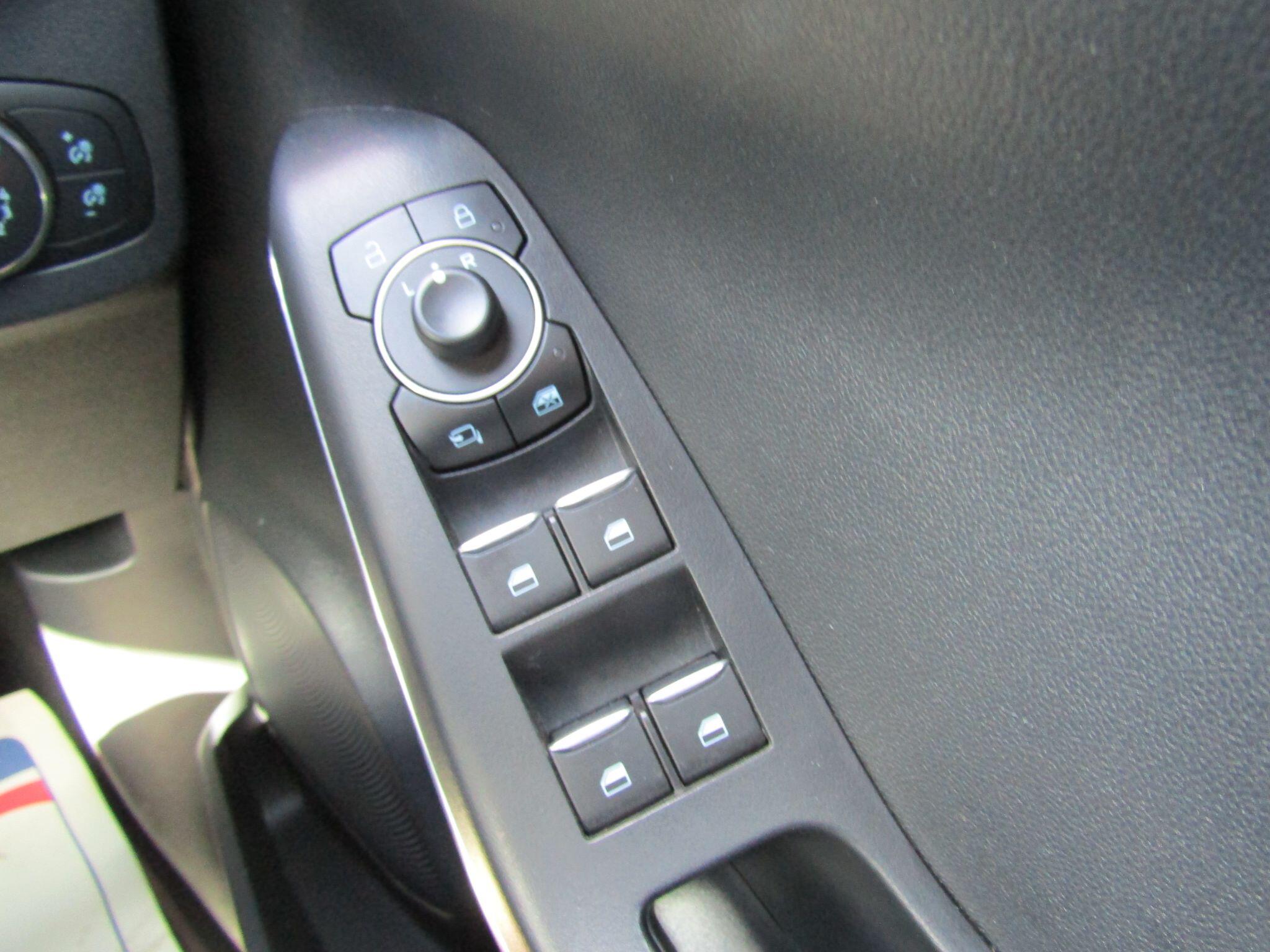 Ford Puma view 17