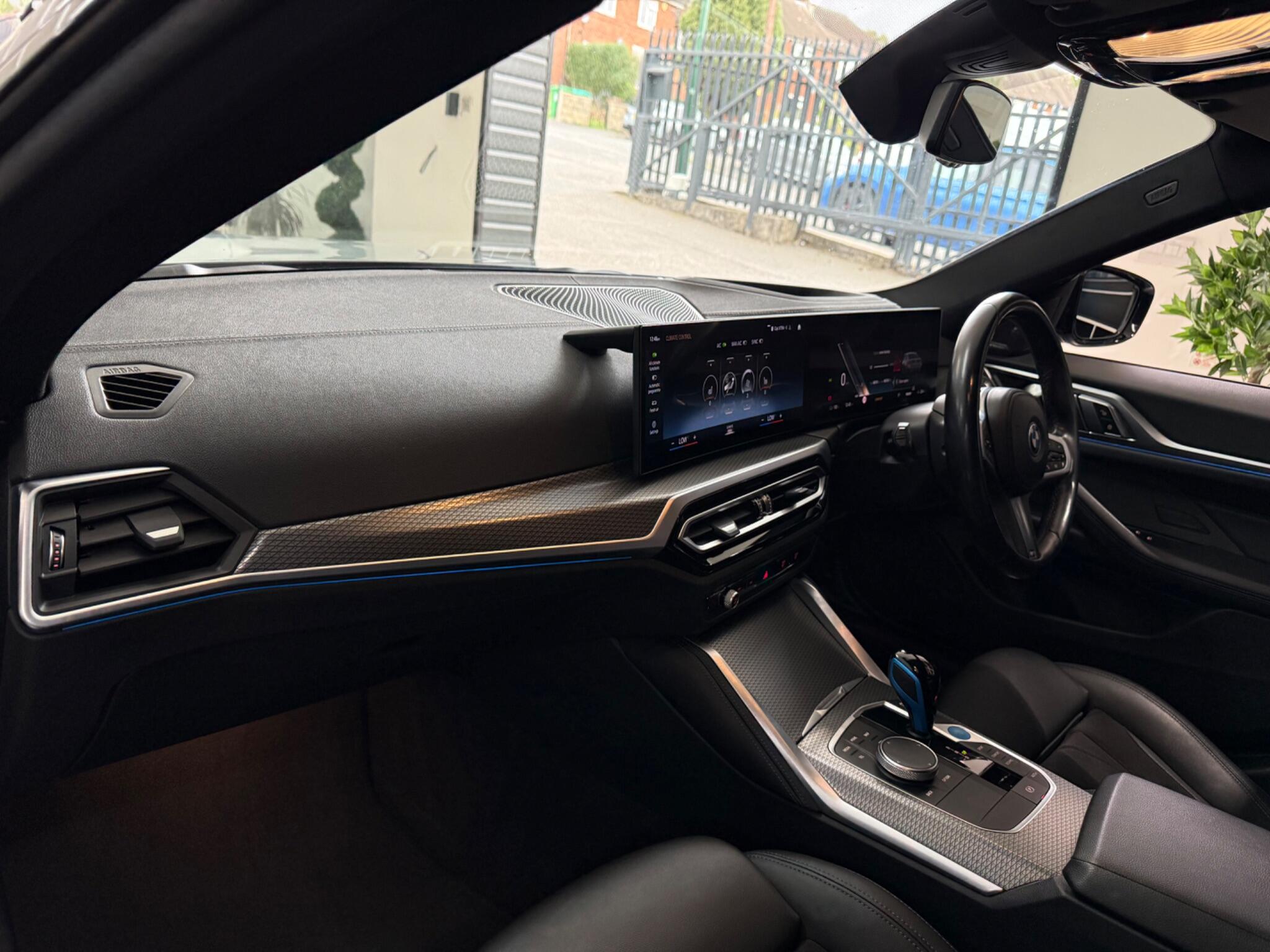 BMW I4 view 39