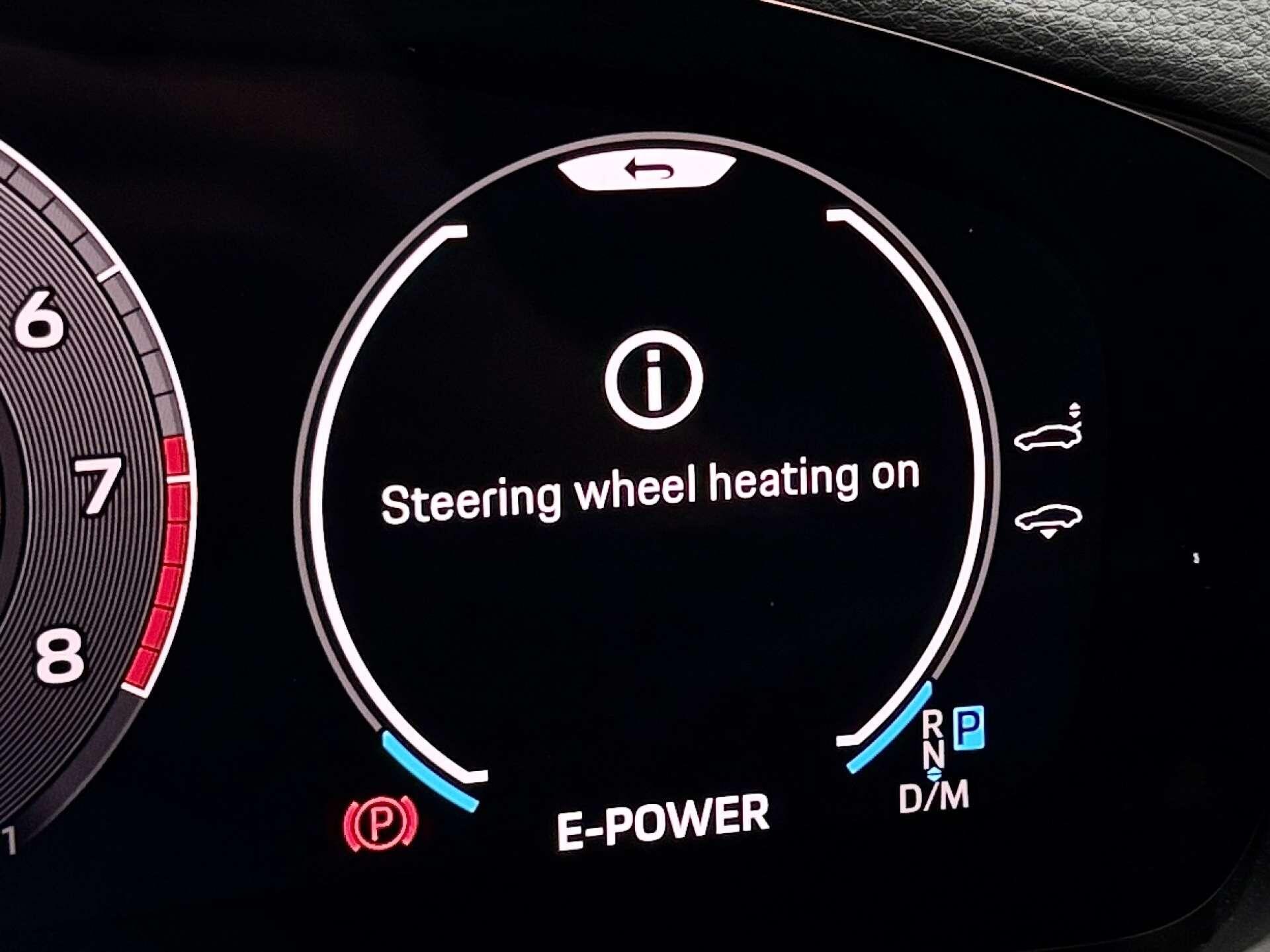 Porsche Panamera view 29