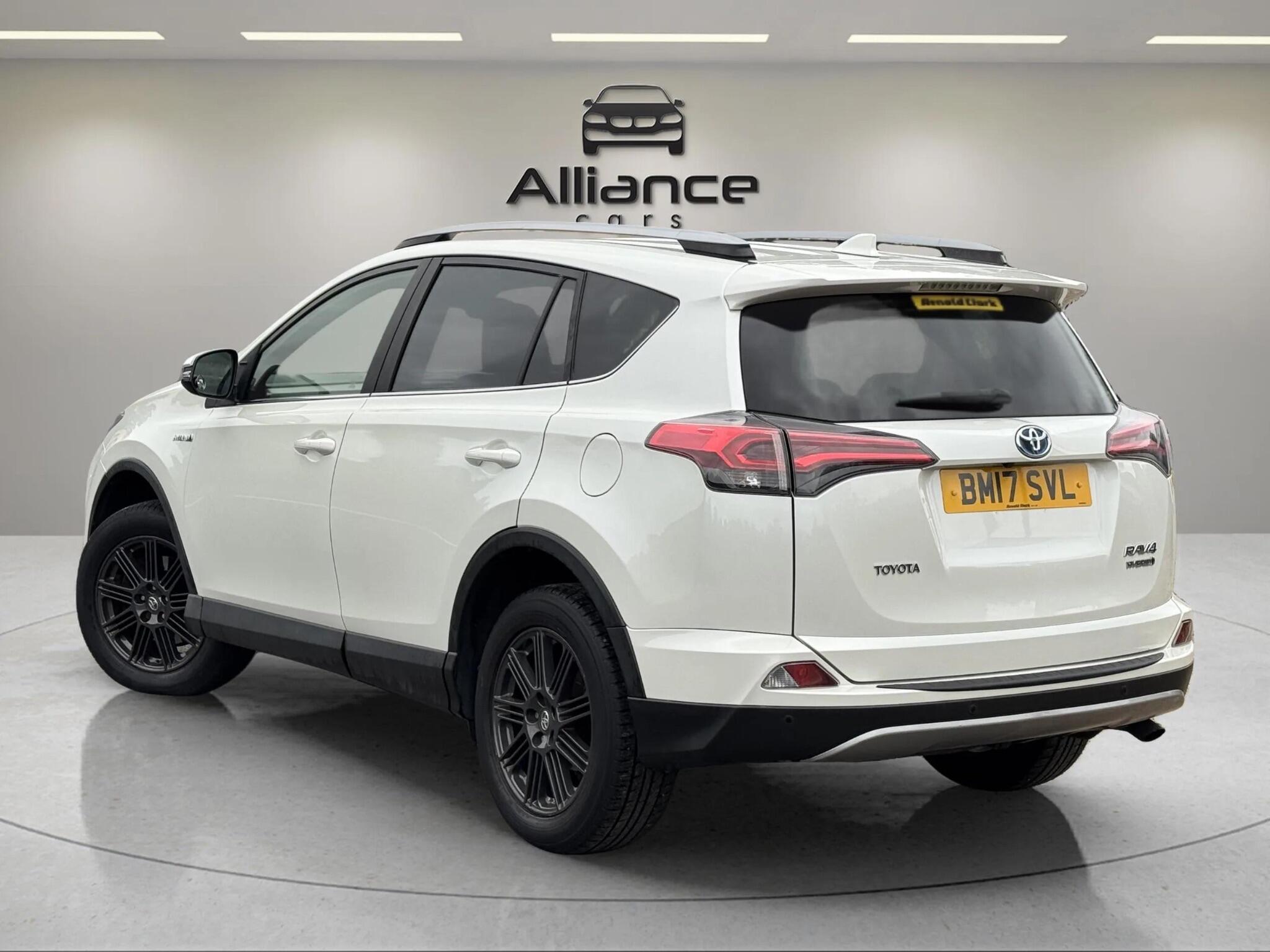 Toyota Rav4 view 15
