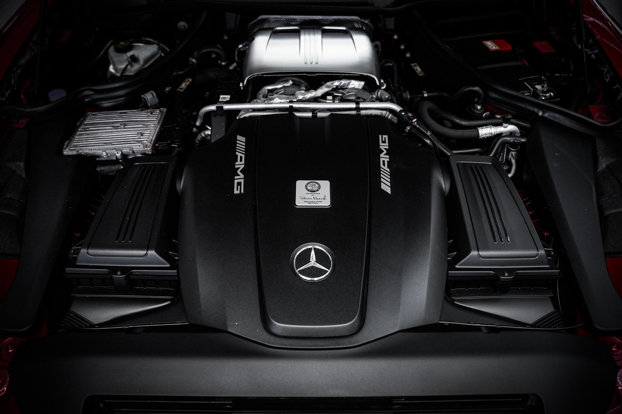 Mercedes-Benz AMG GT view 7