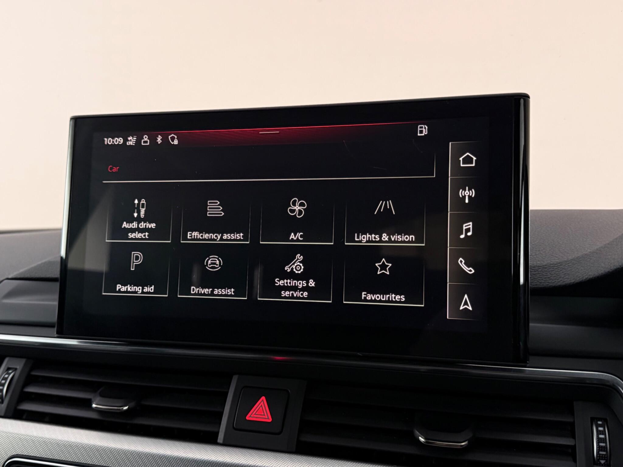 Audi A4 view 25