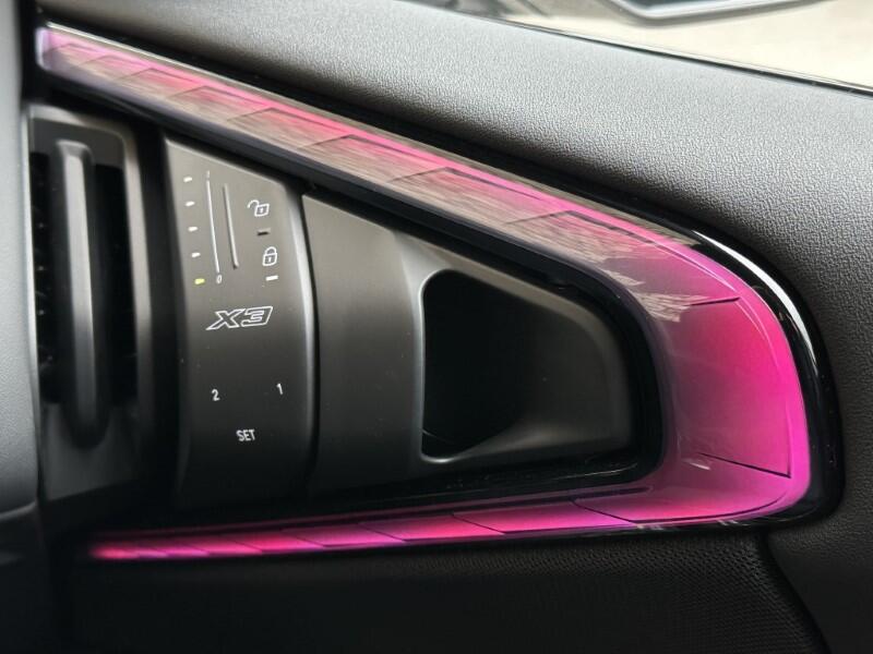 BMW X3 view 68